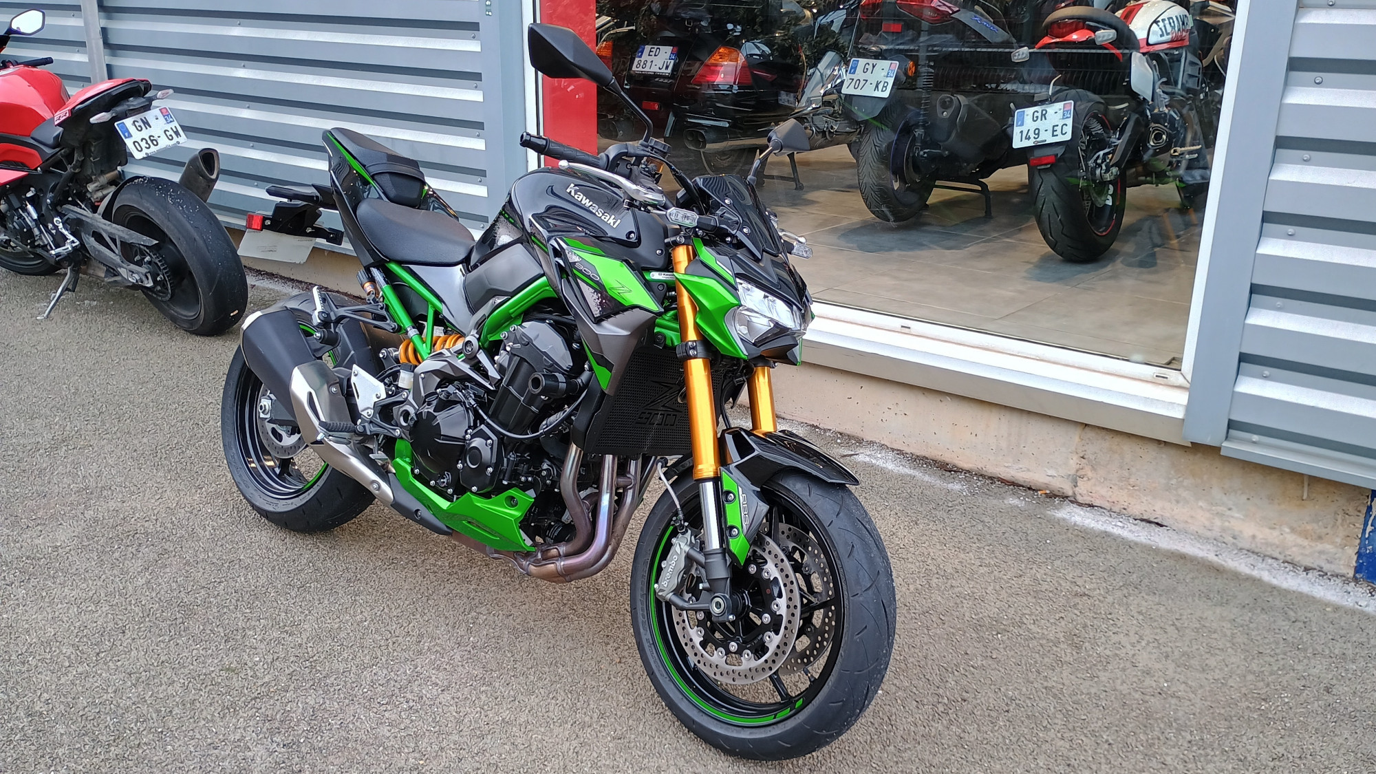 KAWASAKI Z900 SE