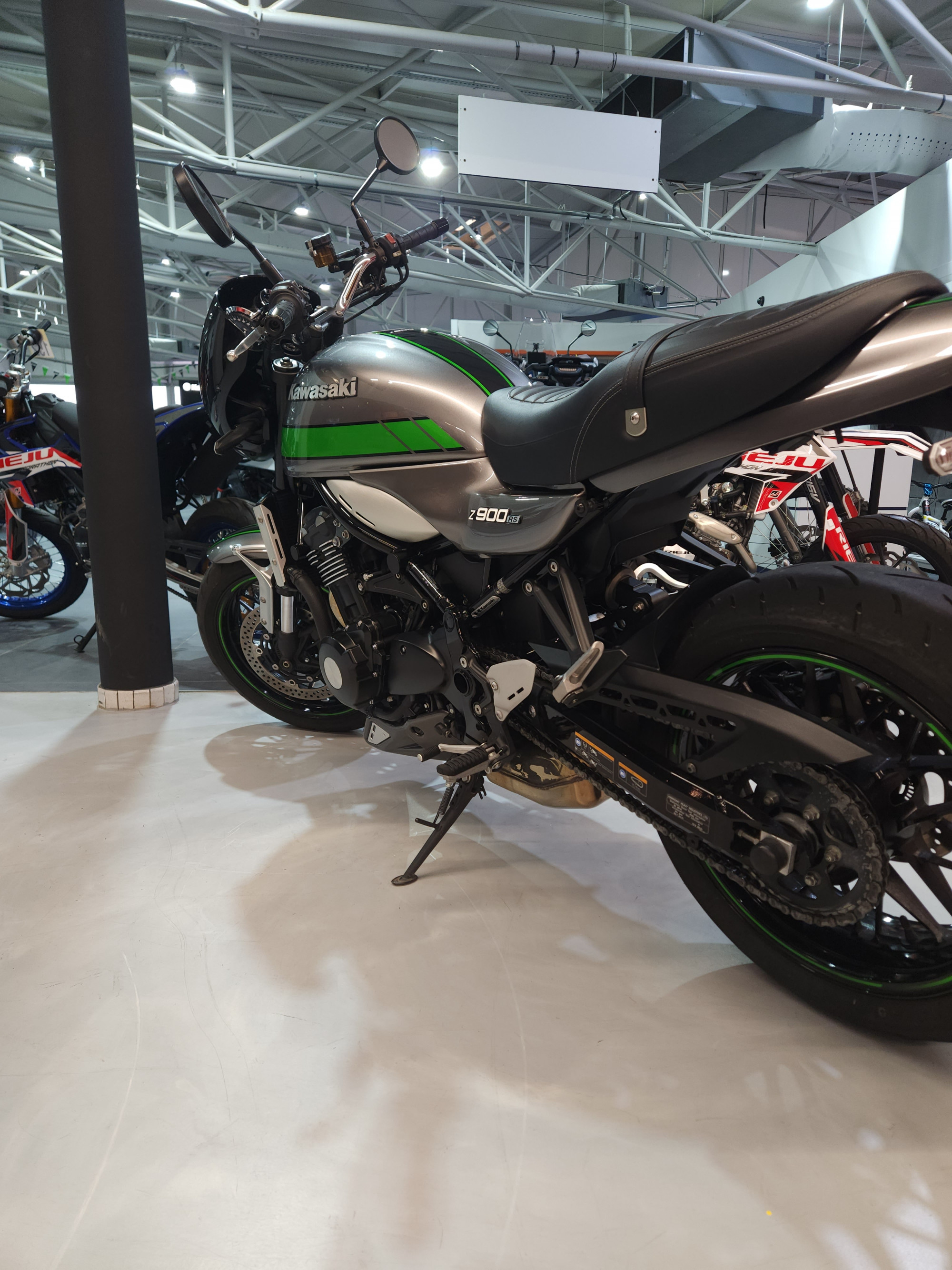 KAWASAKI Z 900 RS