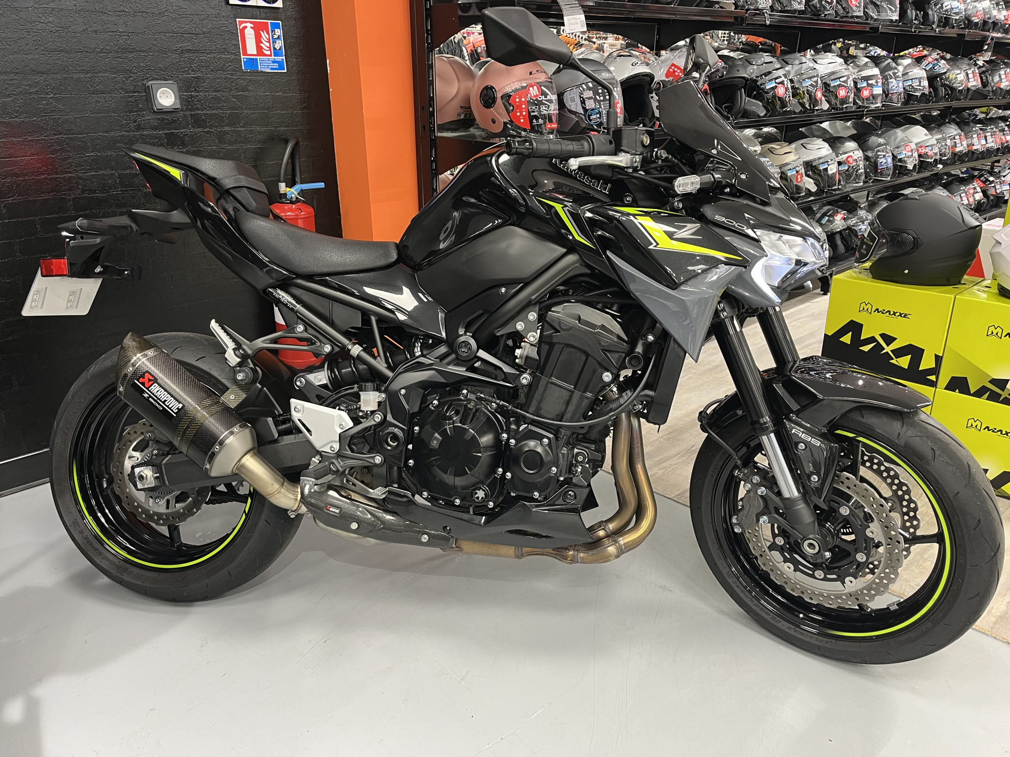 KAWASAKI Z 900