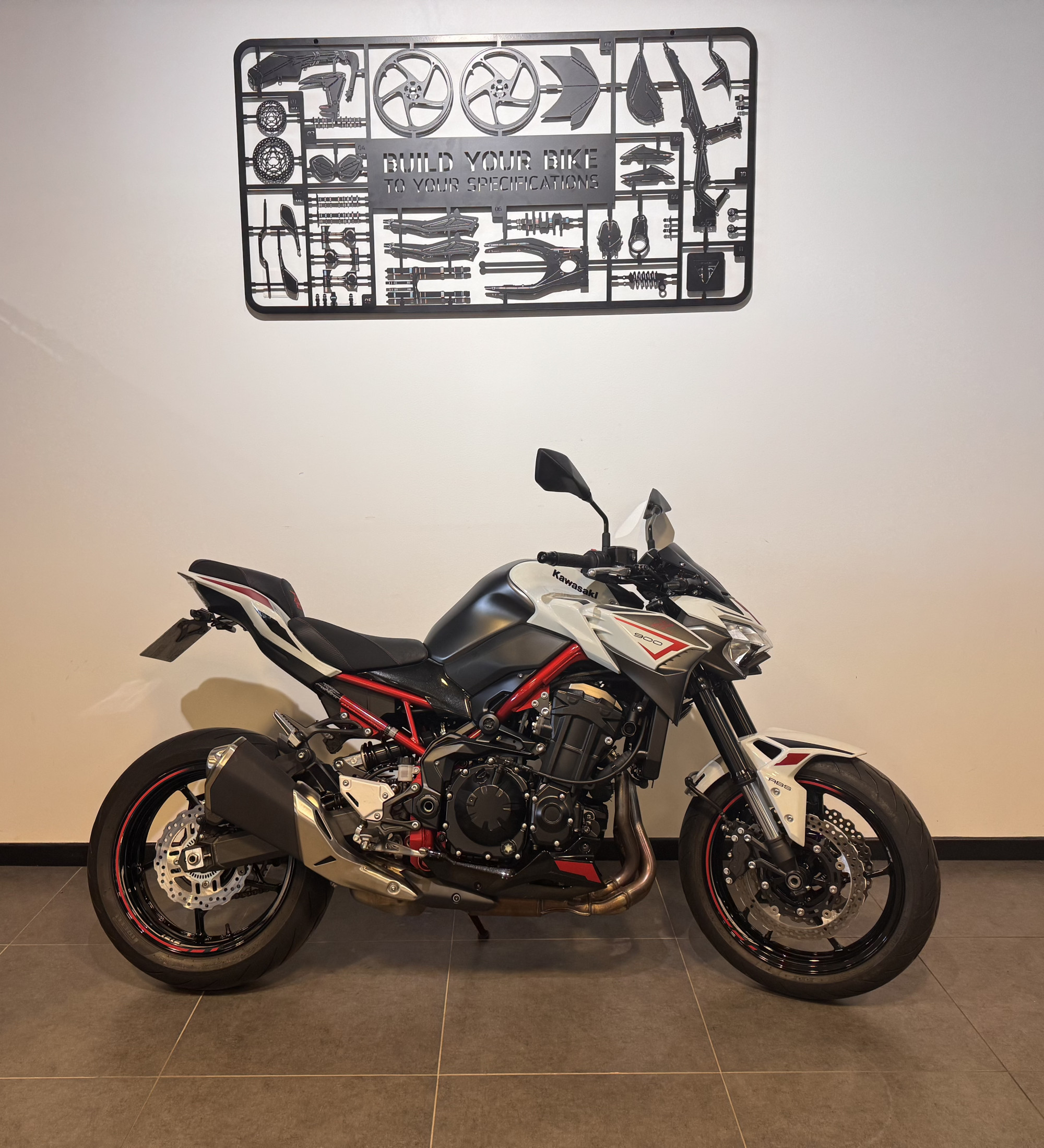 KAWASAKI Z 900