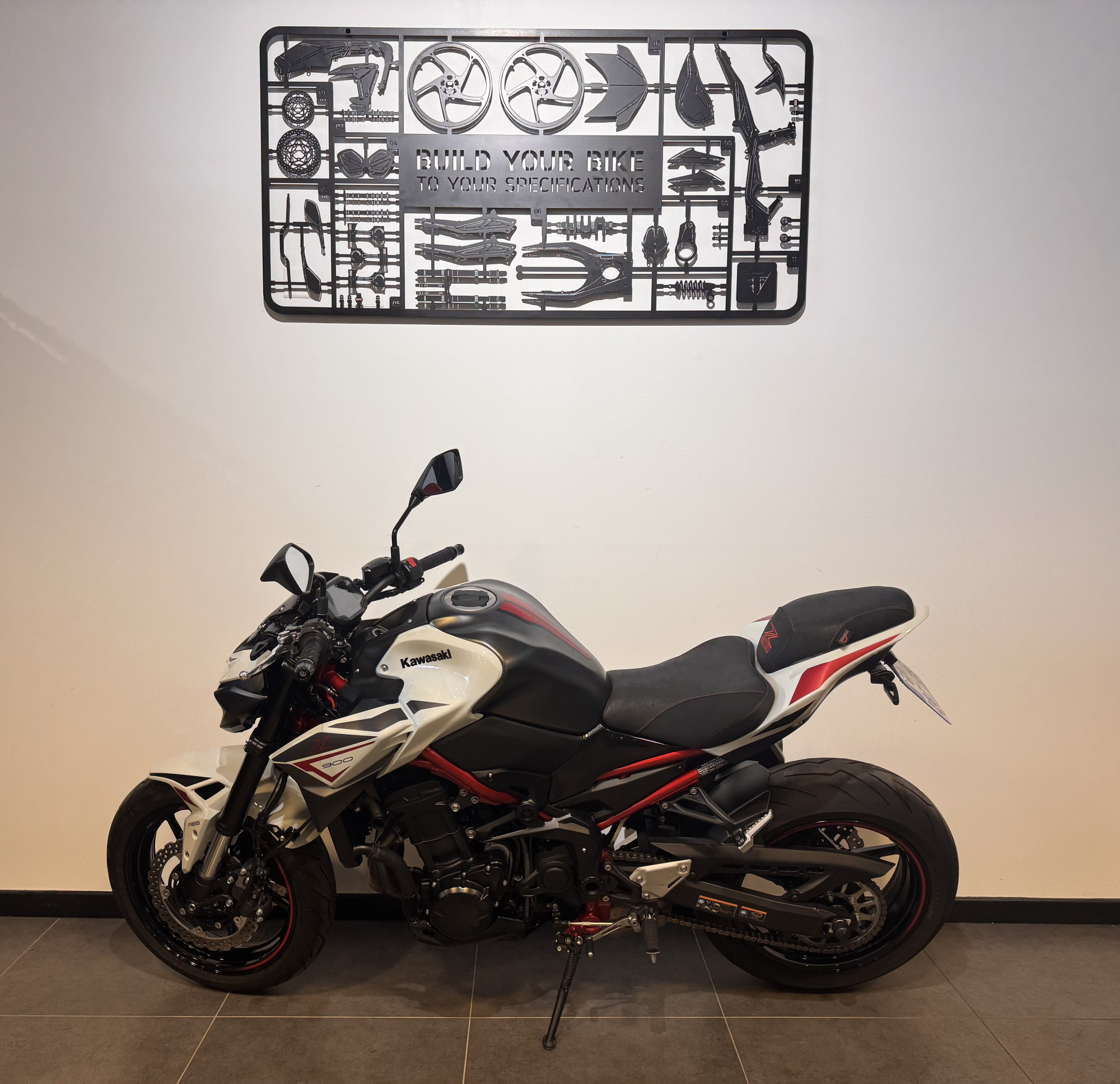 KAWASAKI Z 900