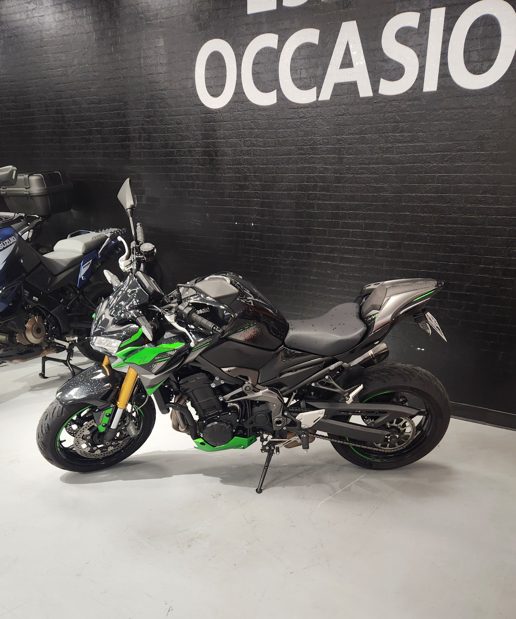KAWASAKI Z 900