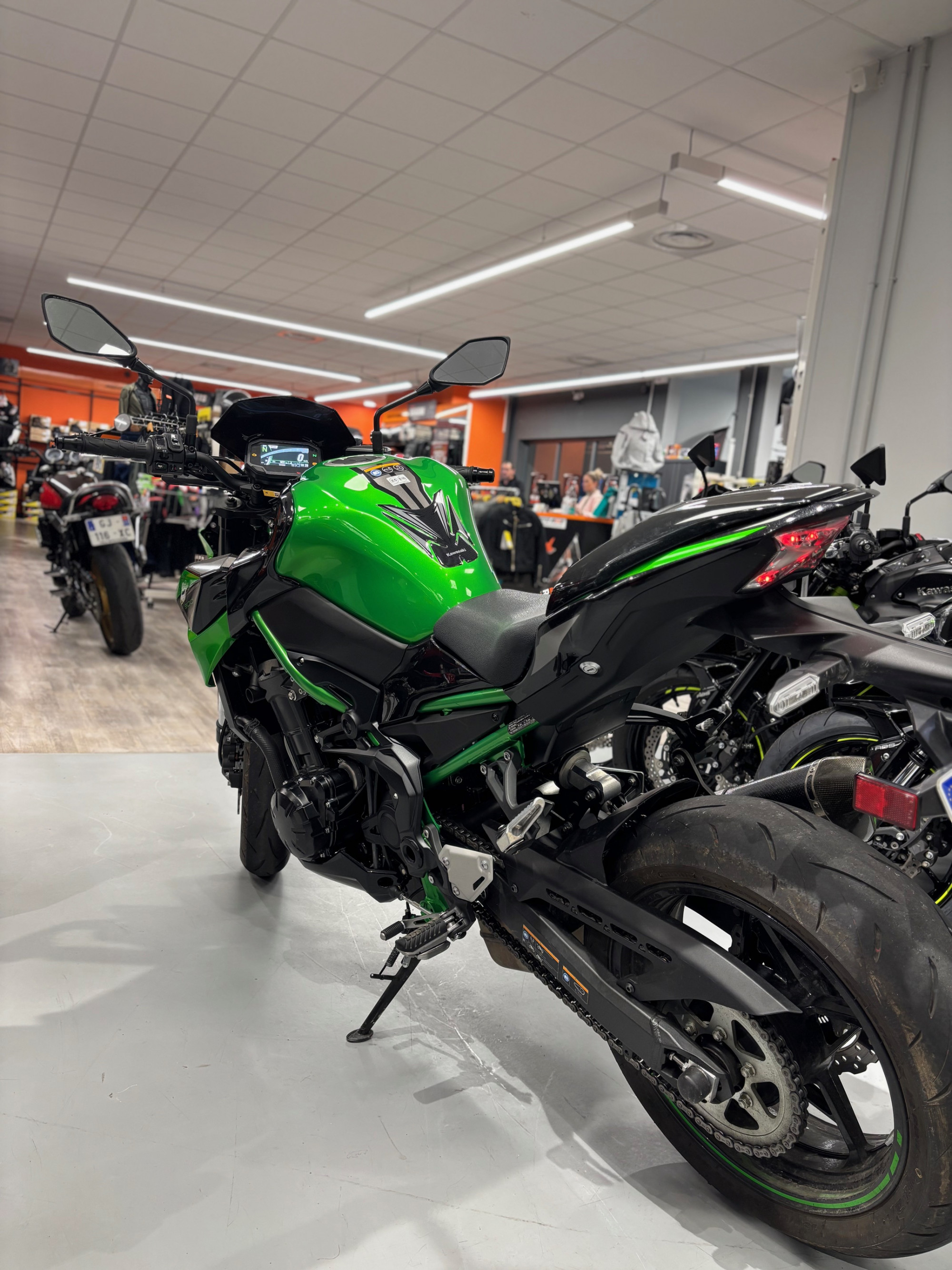 KAWASAKI Z 900