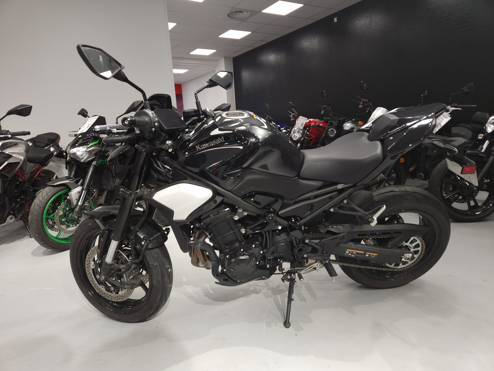 KAWASAKI Z 900