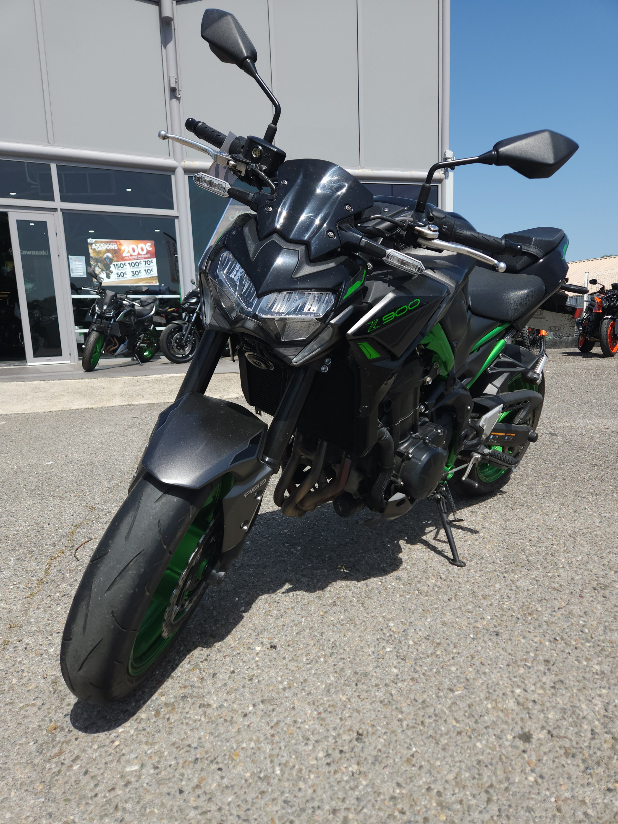 KAWASAKI Z 900