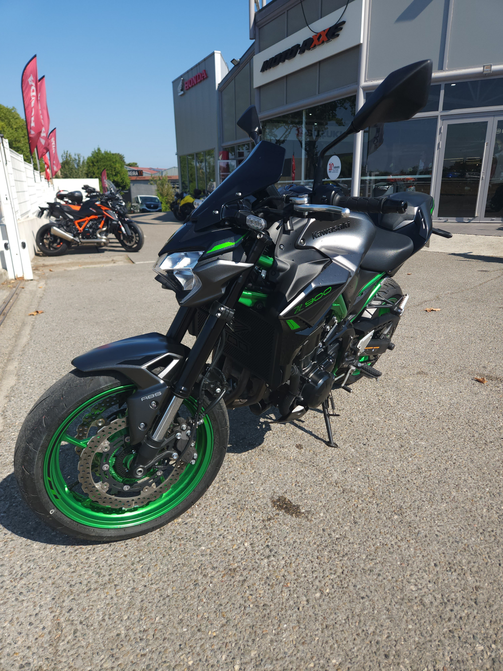 KAWASAKI Z 900