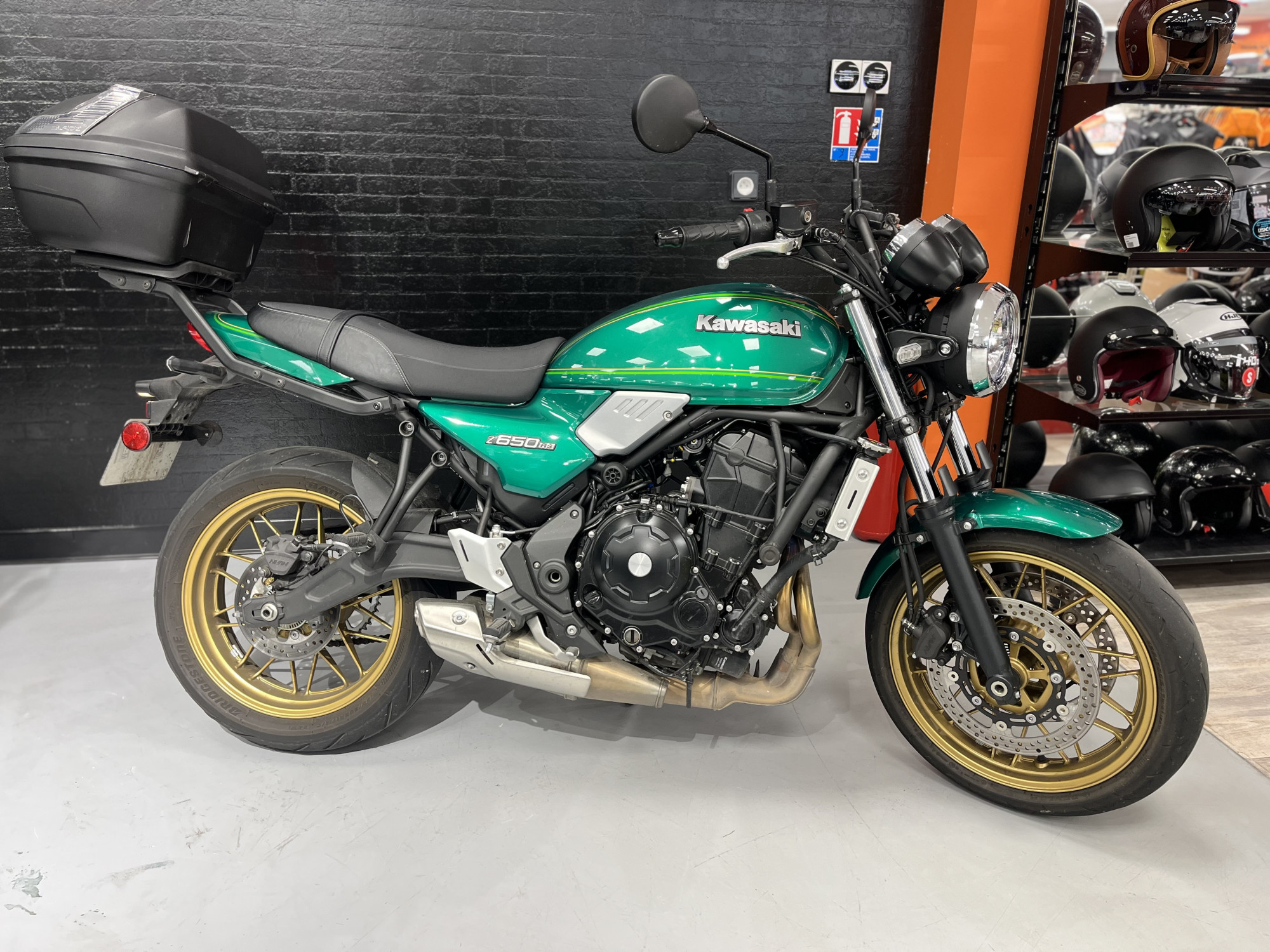 KAWASAKI Z 650