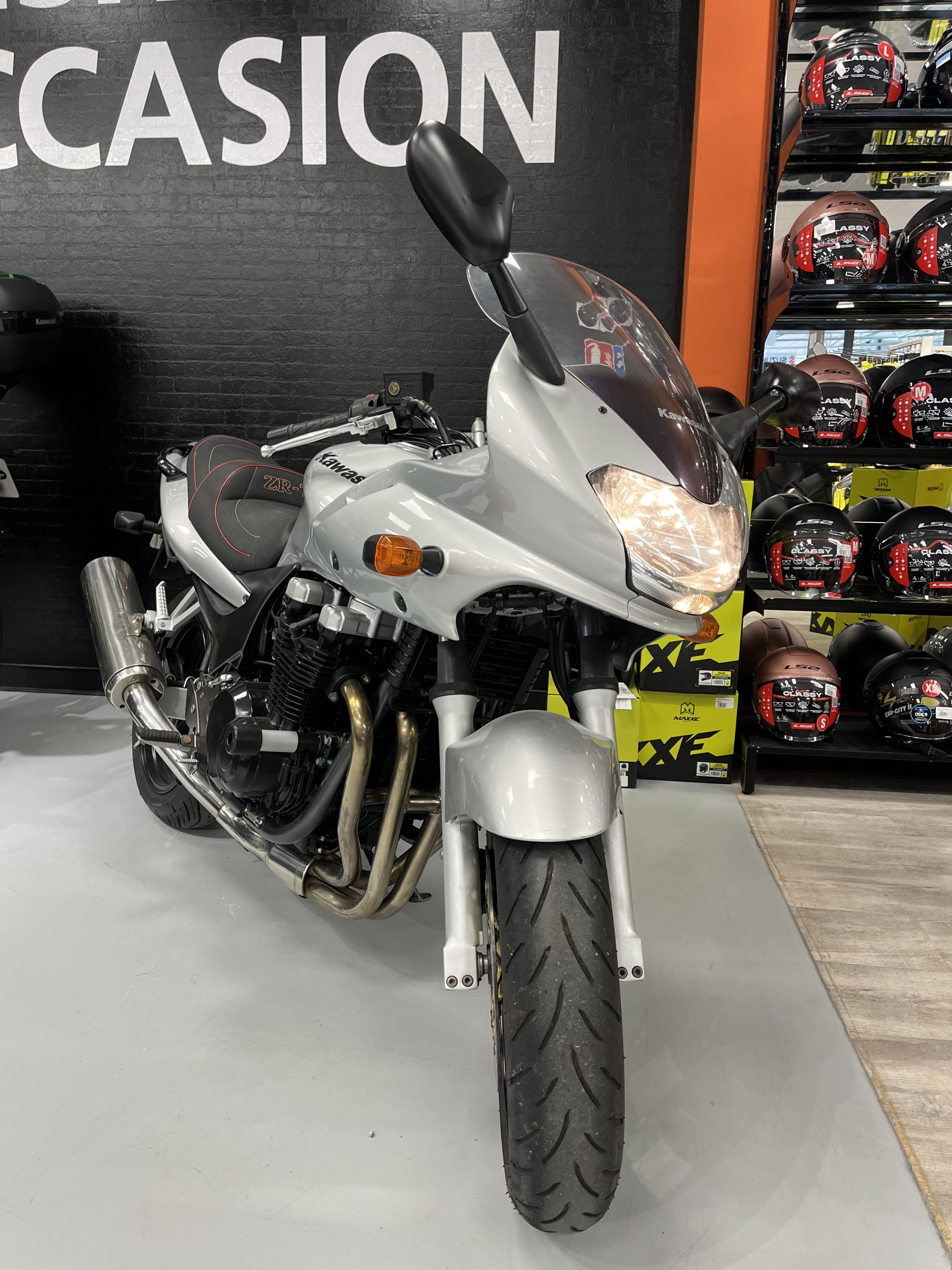 KAWASAKI ZR-7 S
