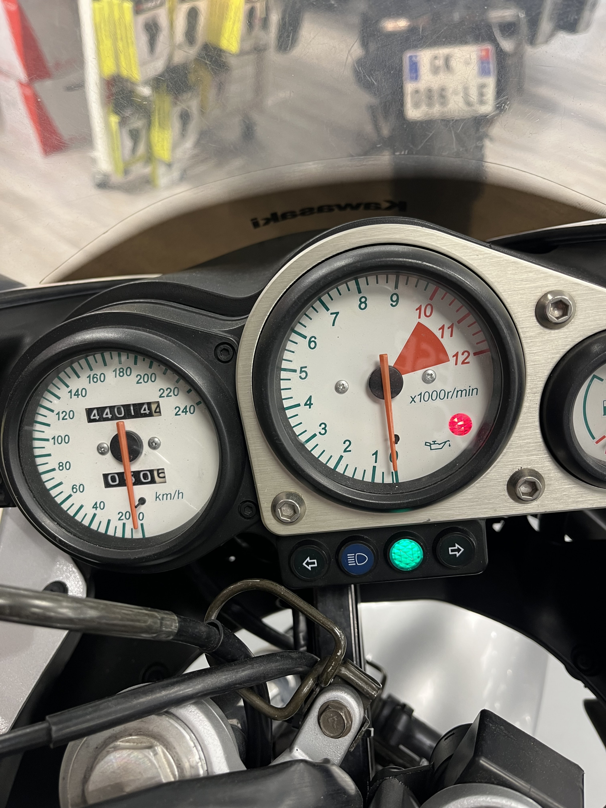 KAWASAKI ZR-7 S