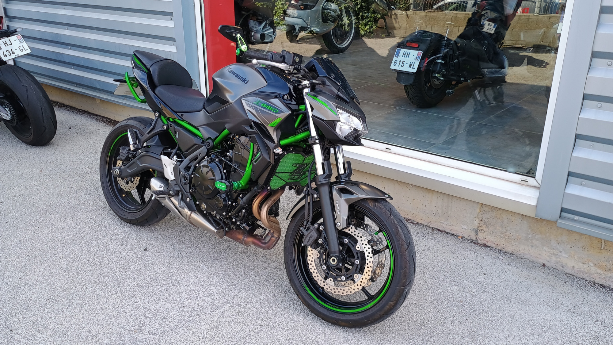 KAWASAKI Z 650