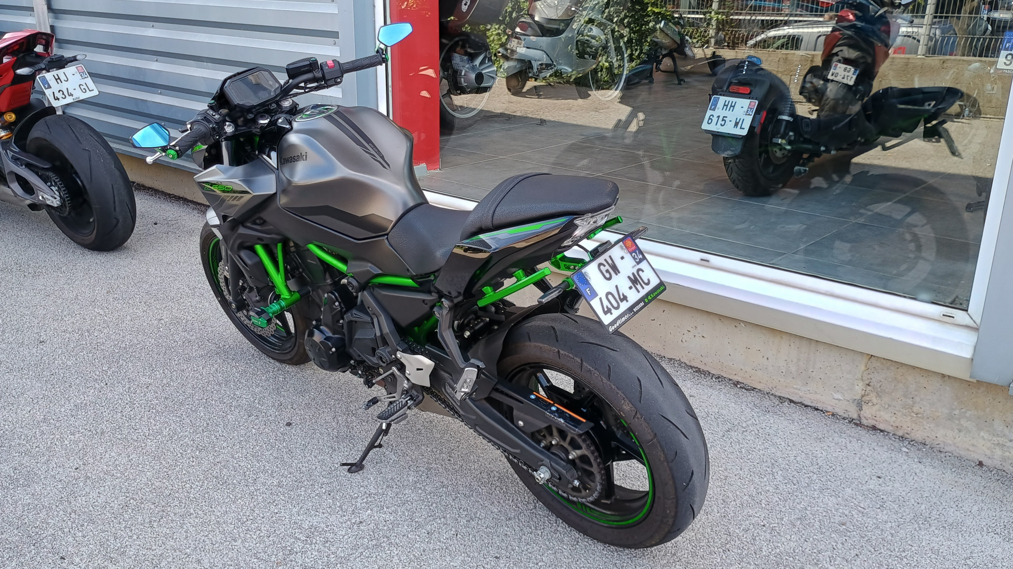 KAWASAKI Z 650