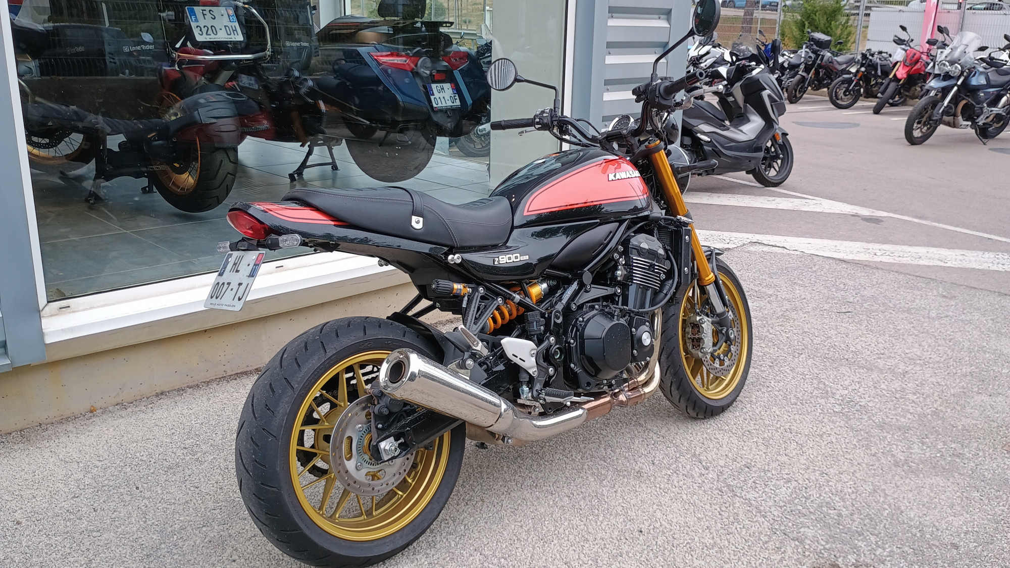 KAWASAKI Z 900