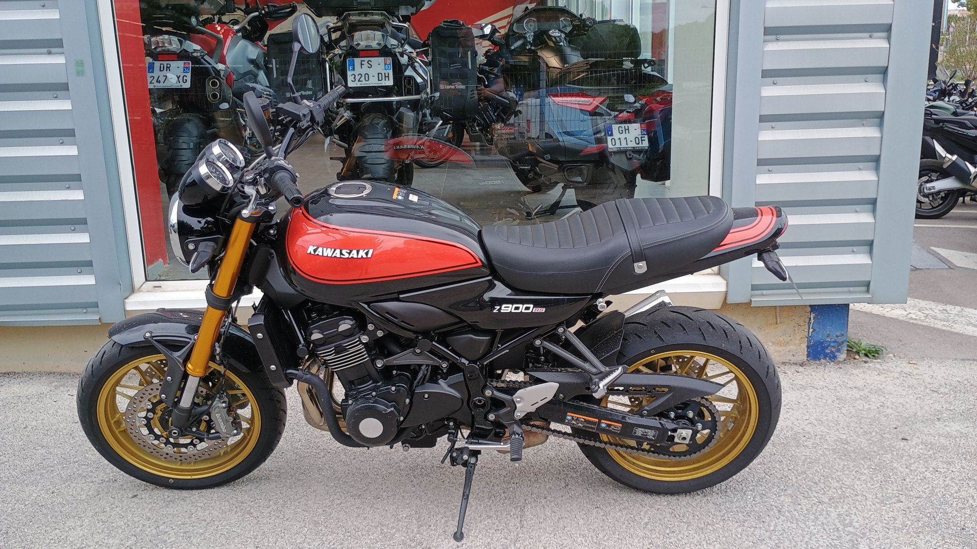 KAWASAKI Z 900