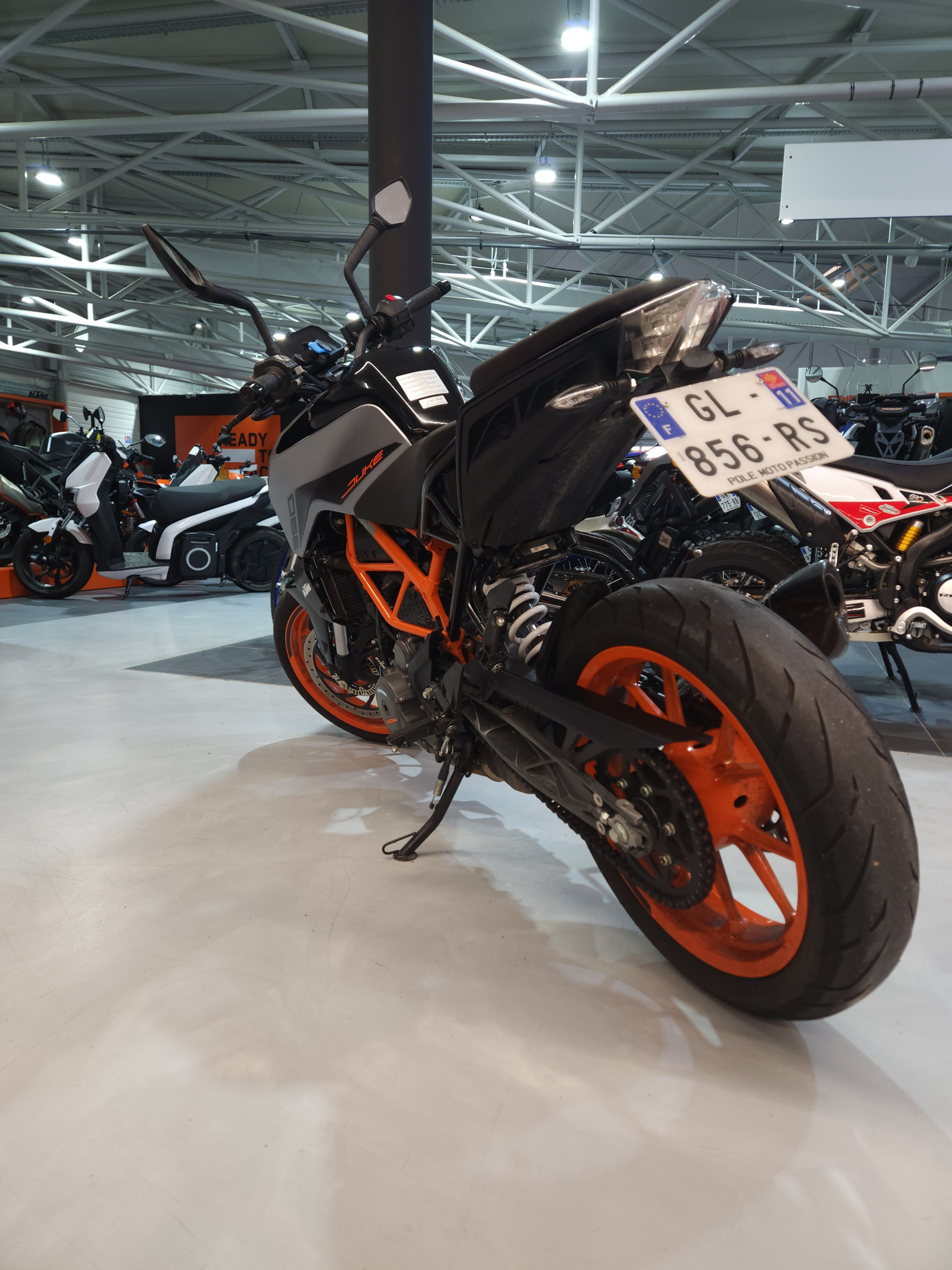 KTM 390 DUKE