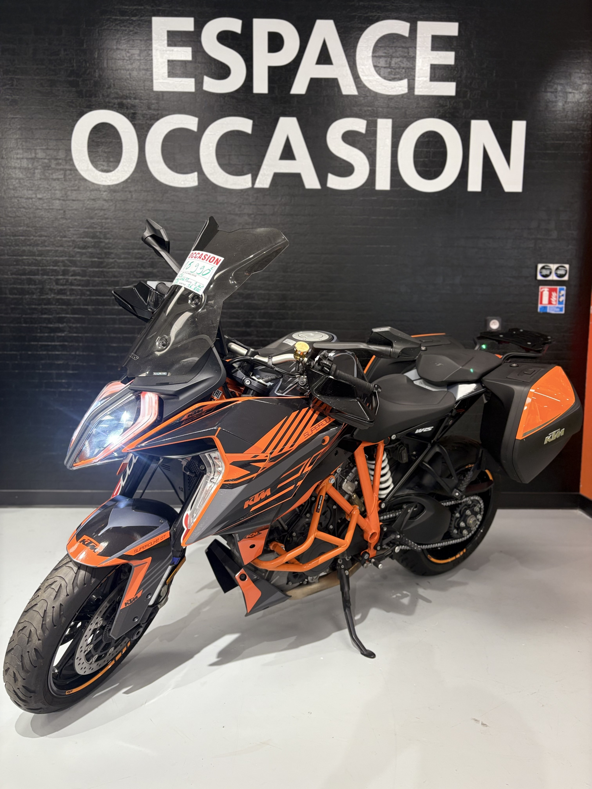 KTM 1290 SUPER DUKE GT