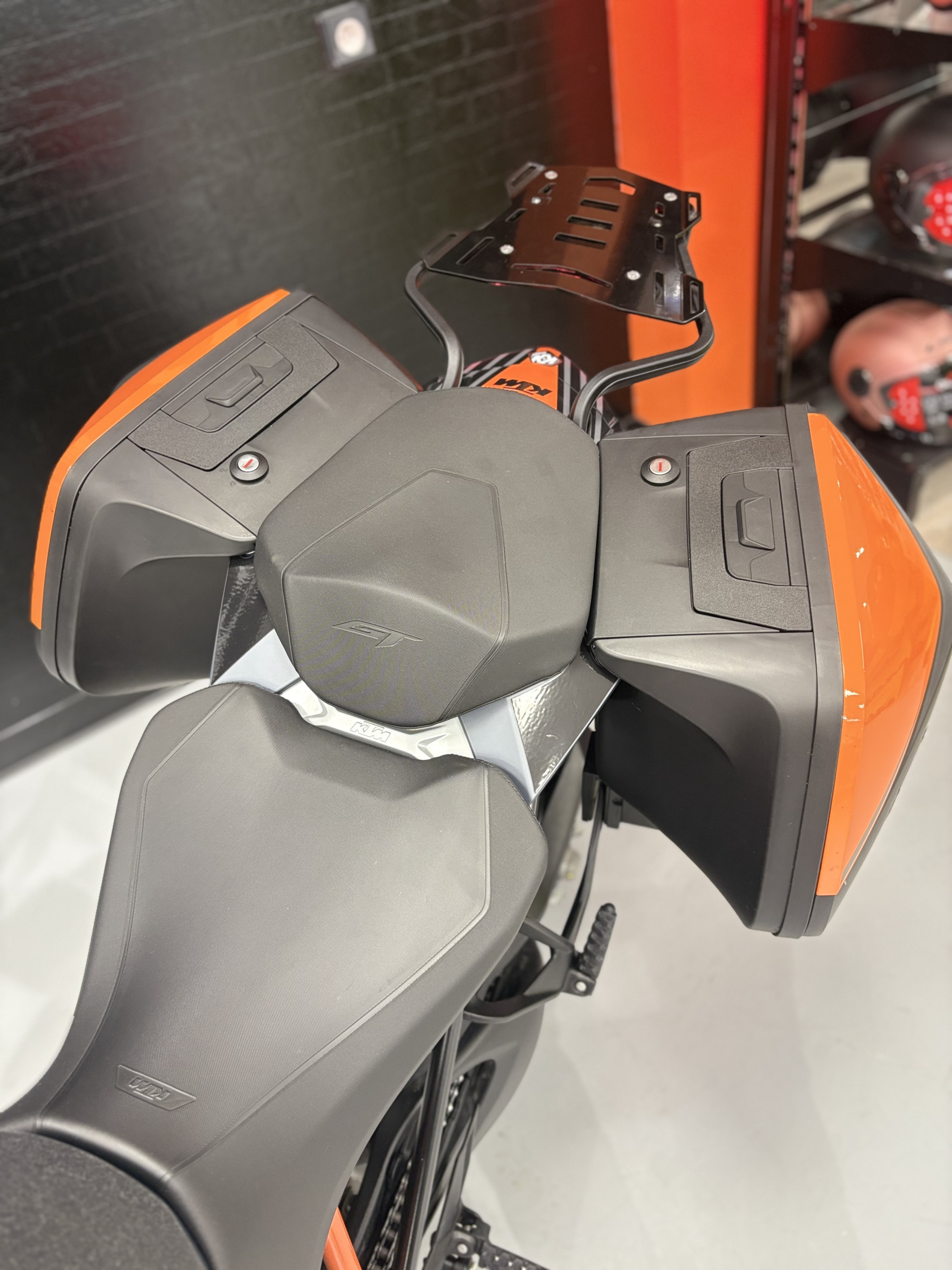KTM 1290 SUPER DUKE GT