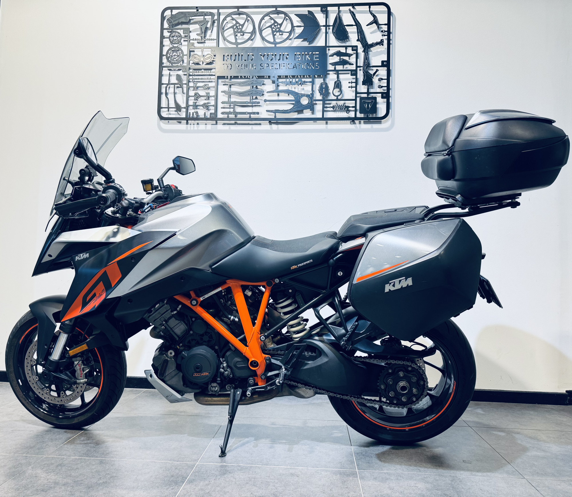 KTM 1290 SUPER DUKE GT