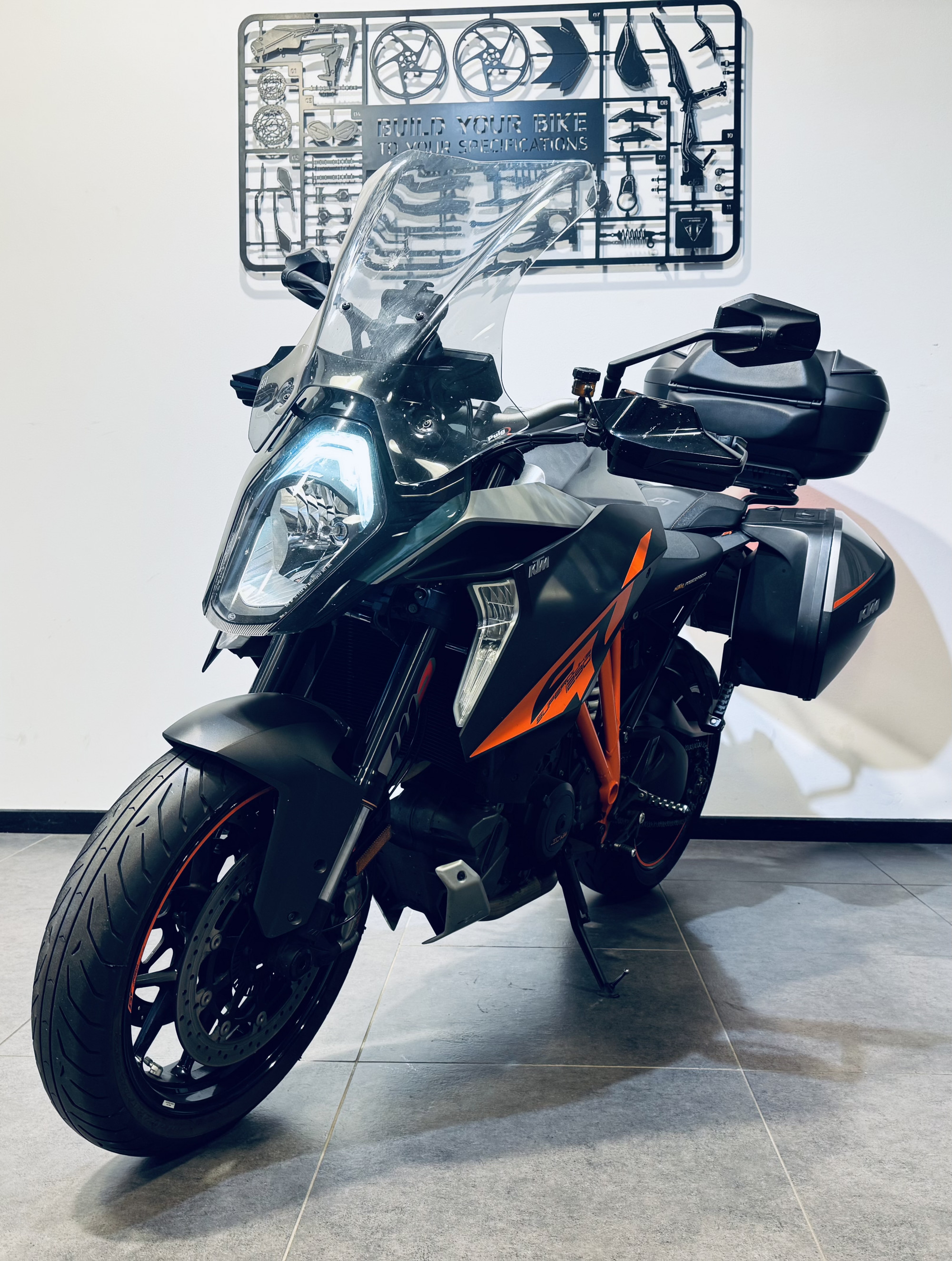 KTM 1290 SUPER DUKE GT