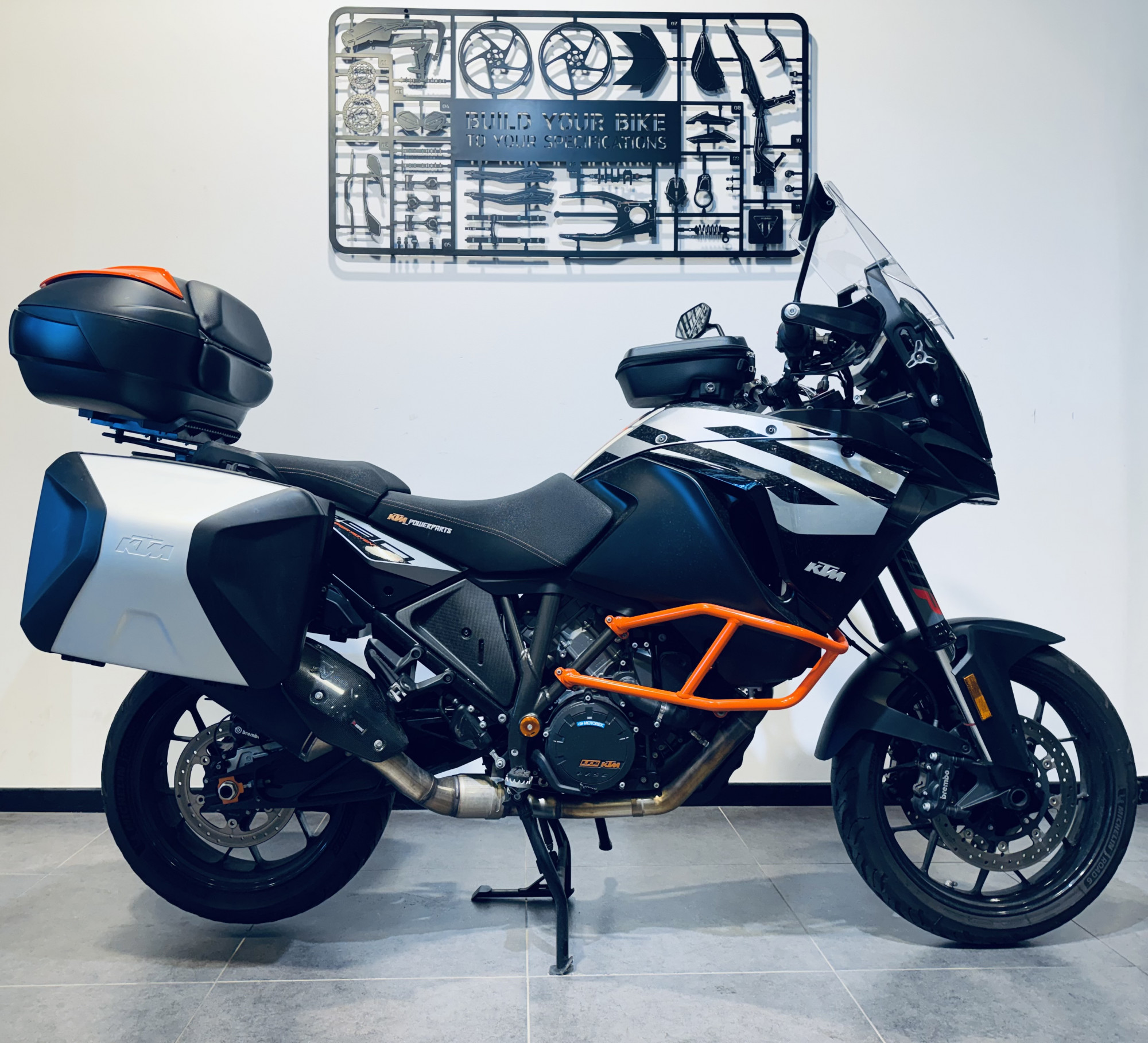 KTM 1290 SUPER DUKE GT