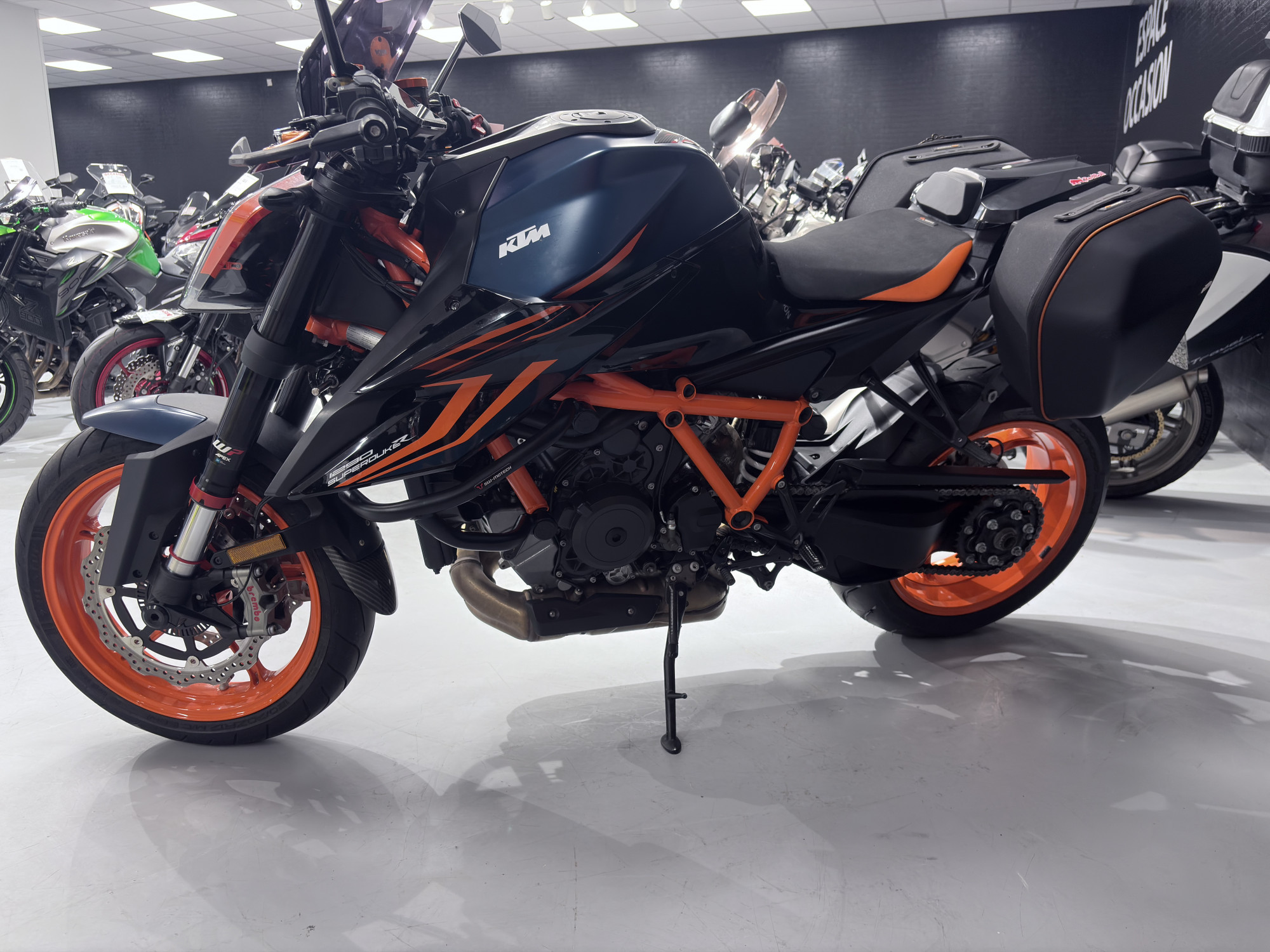 KTM 1290 SUPER DUKE R
