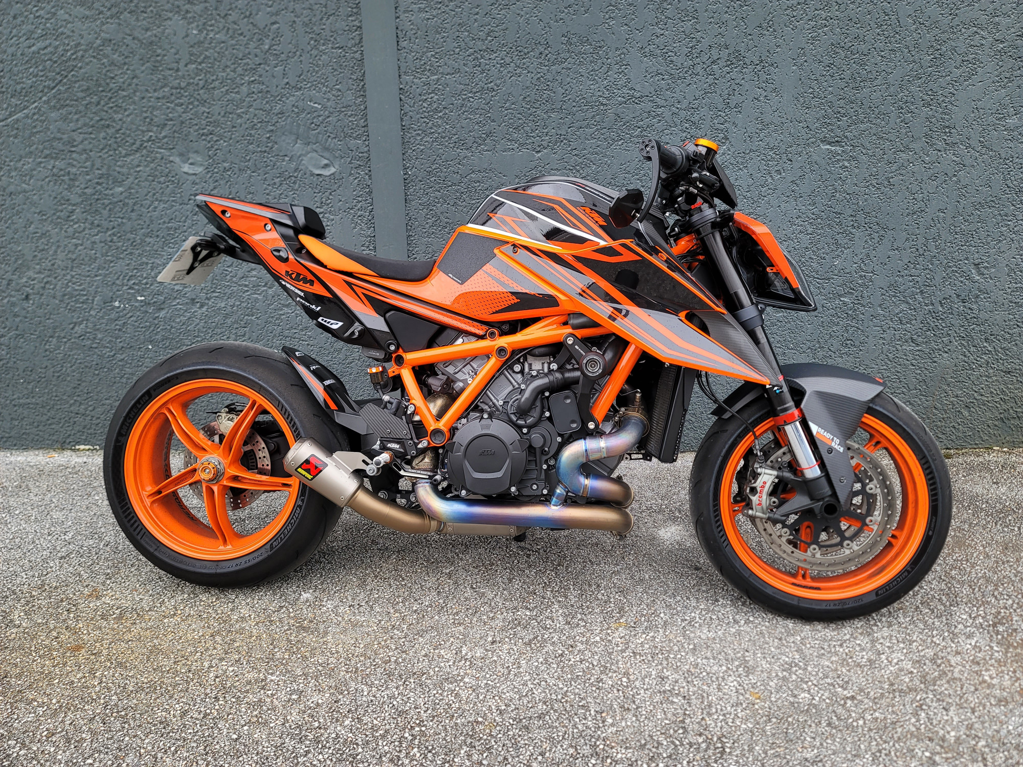 KTM 1290 SUPER DUKE R