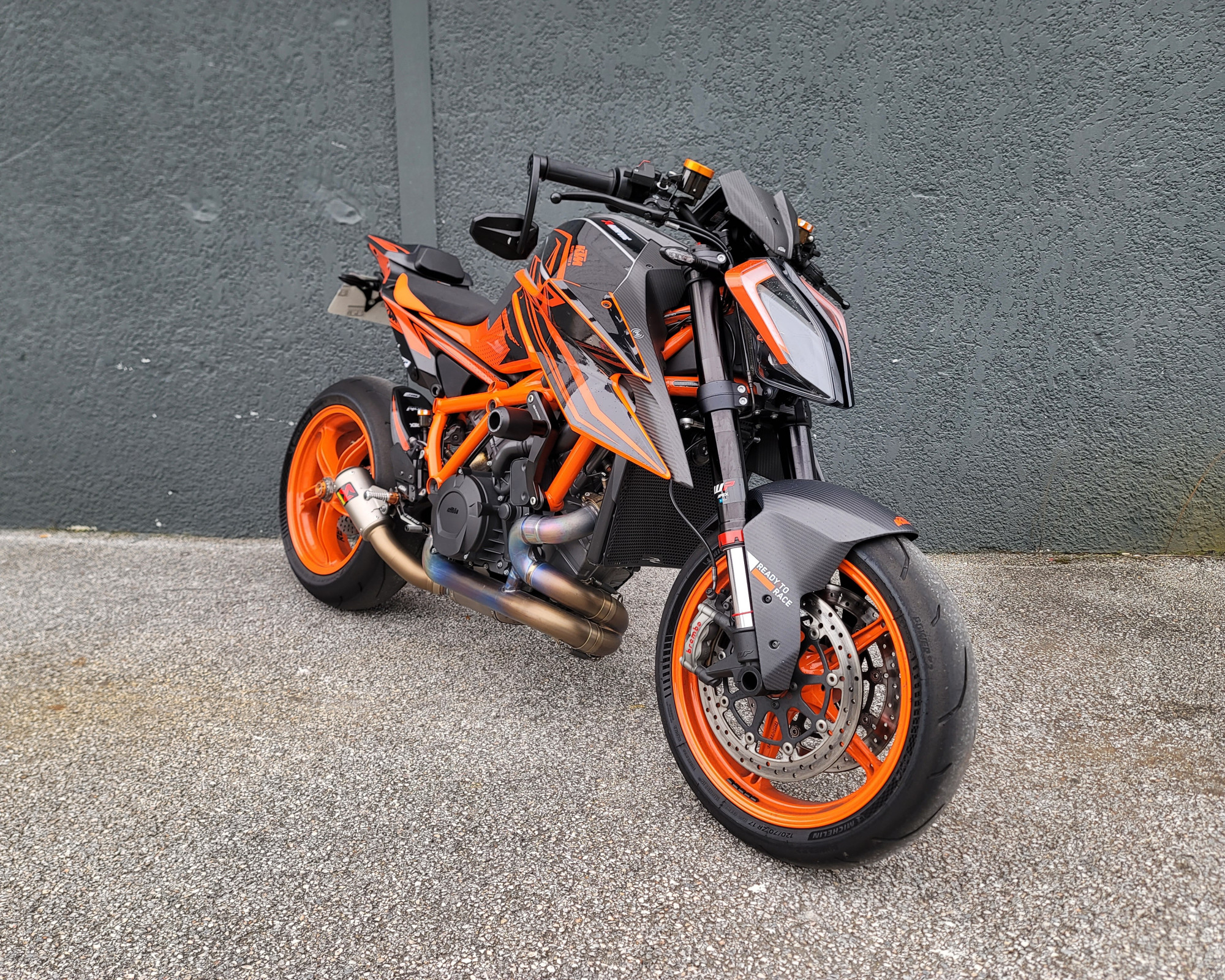 KTM 1290 SUPER DUKE R
