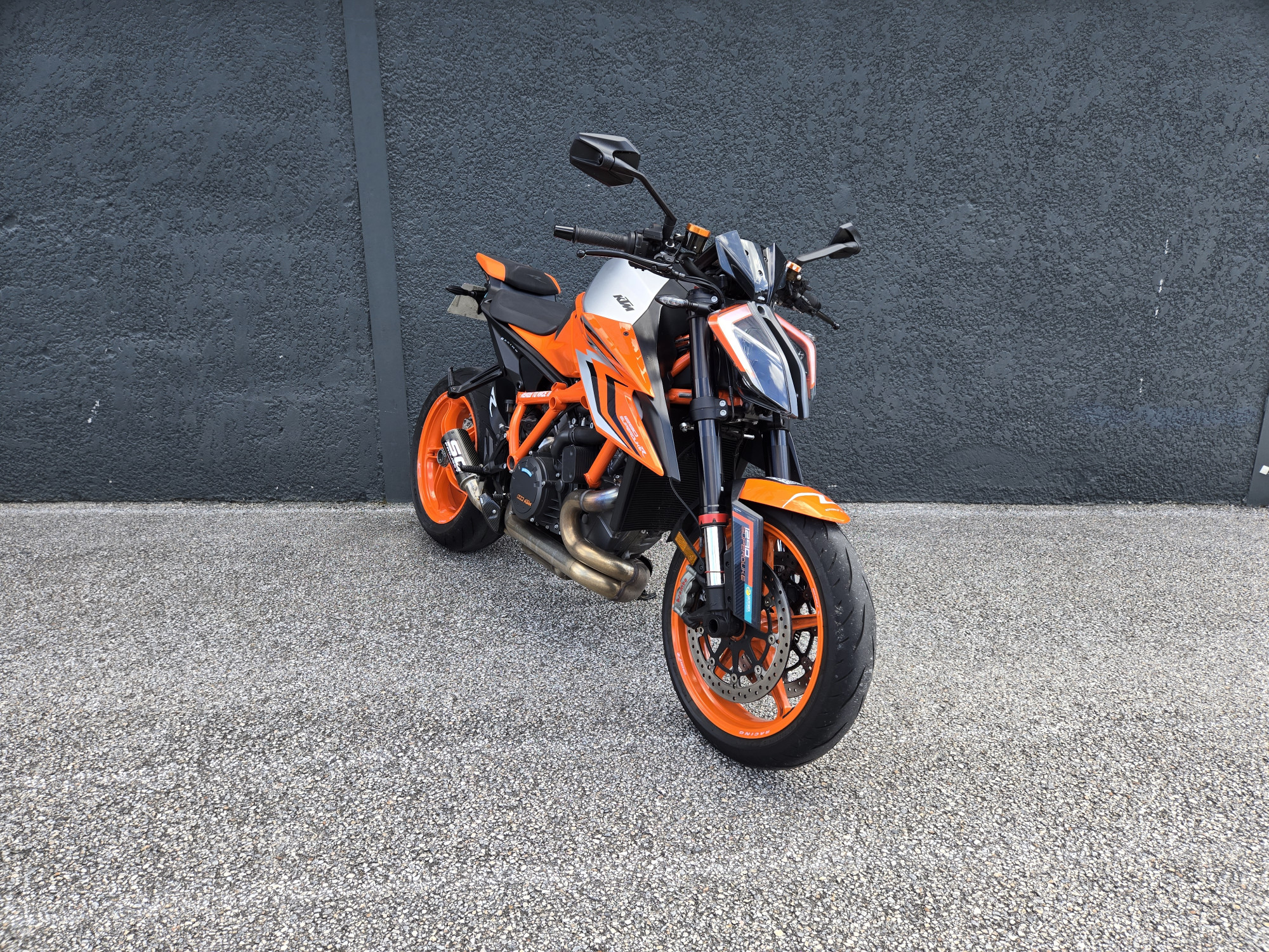 KTM 1290 SUPER DUKE R
