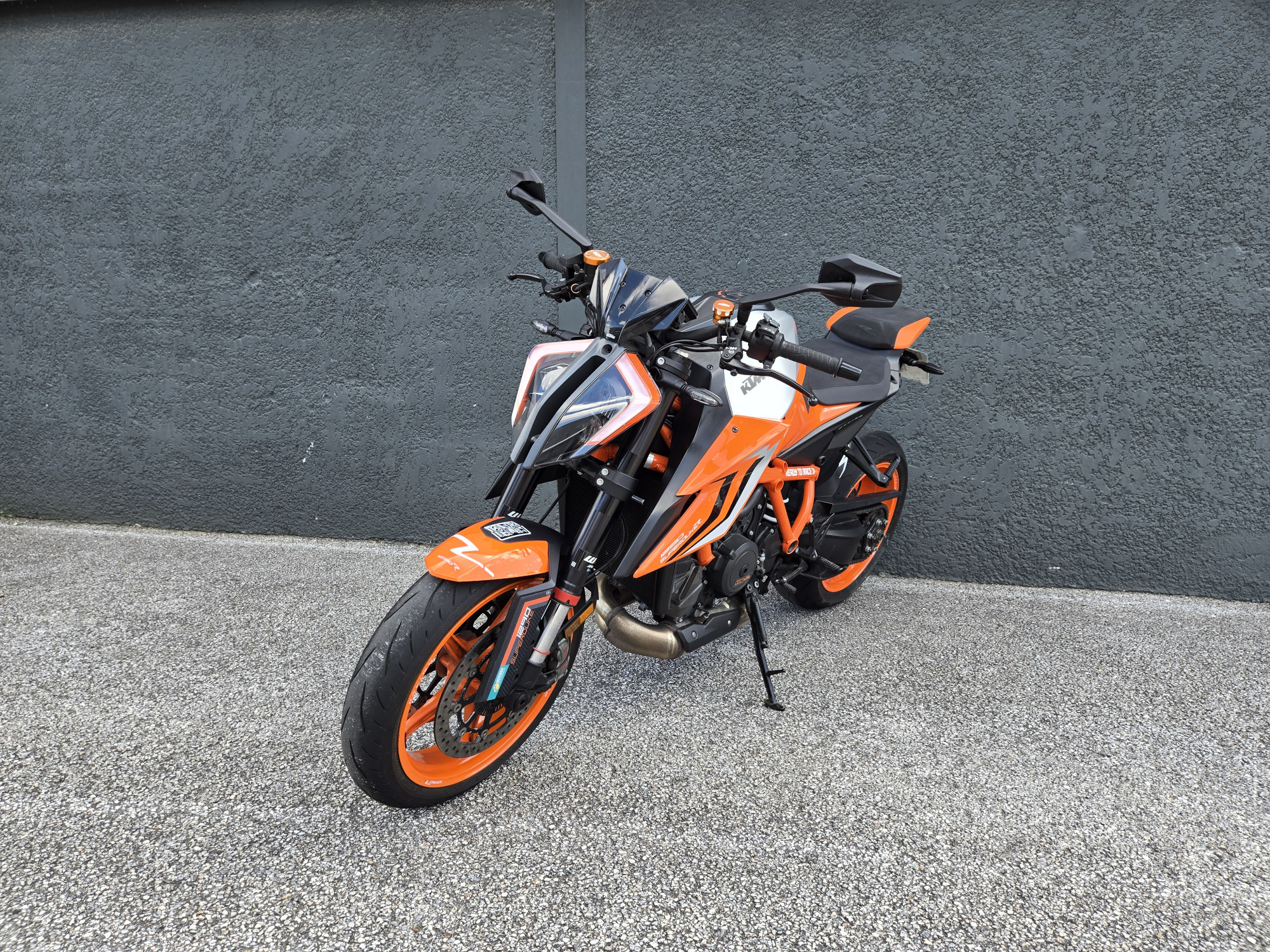 KTM 1290 SUPER DUKE R
