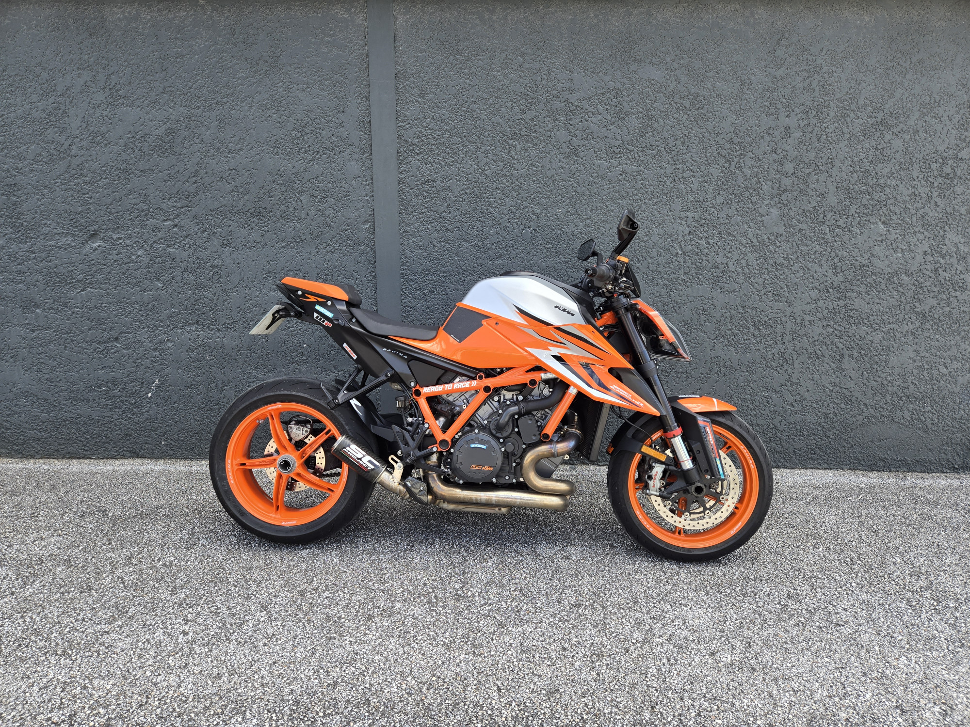 KTM 1290 SUPER DUKE R