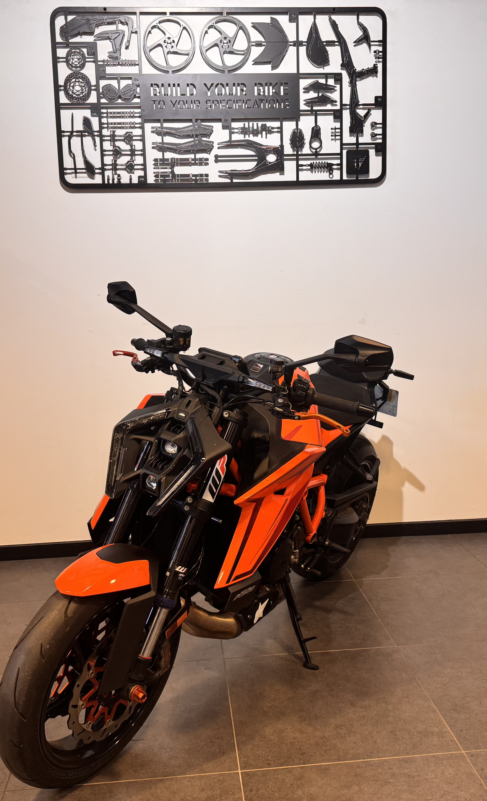 KTM 1390 SUPER DUKE R
