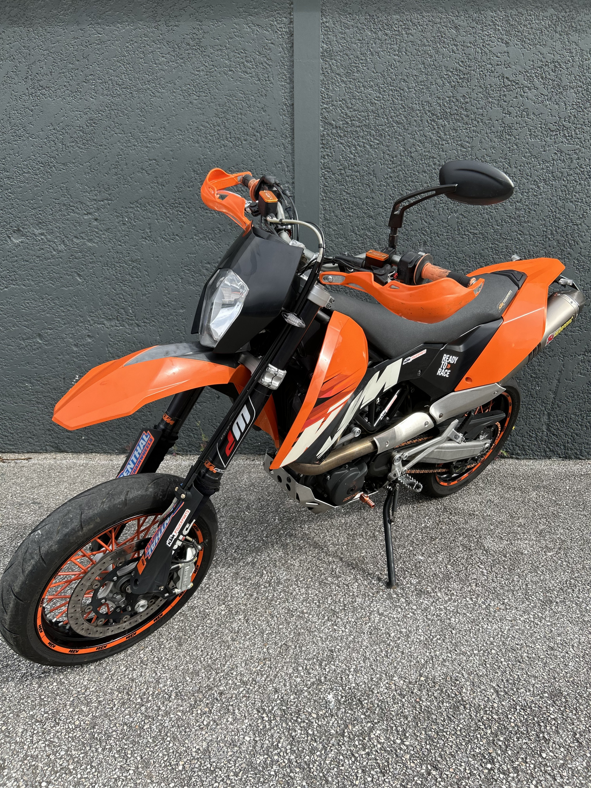 KTM 690 SMC