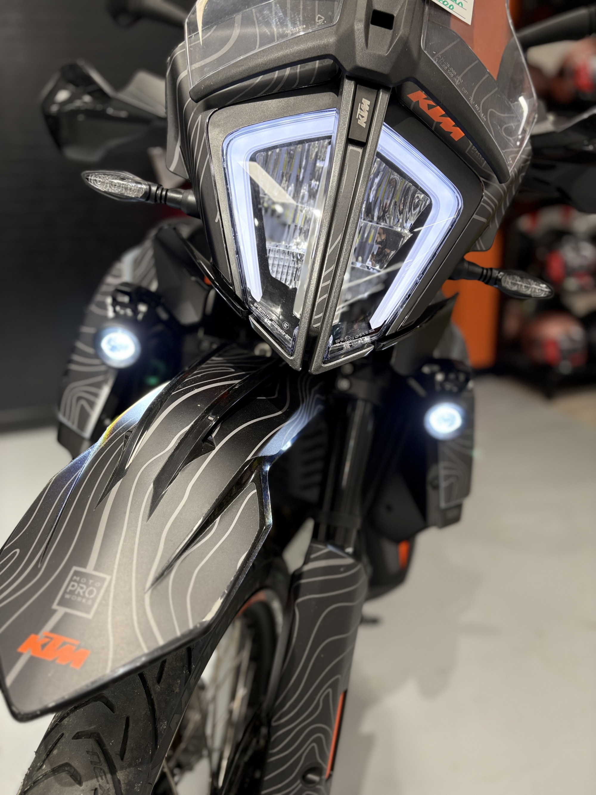 KTM 890 ADVENTURE