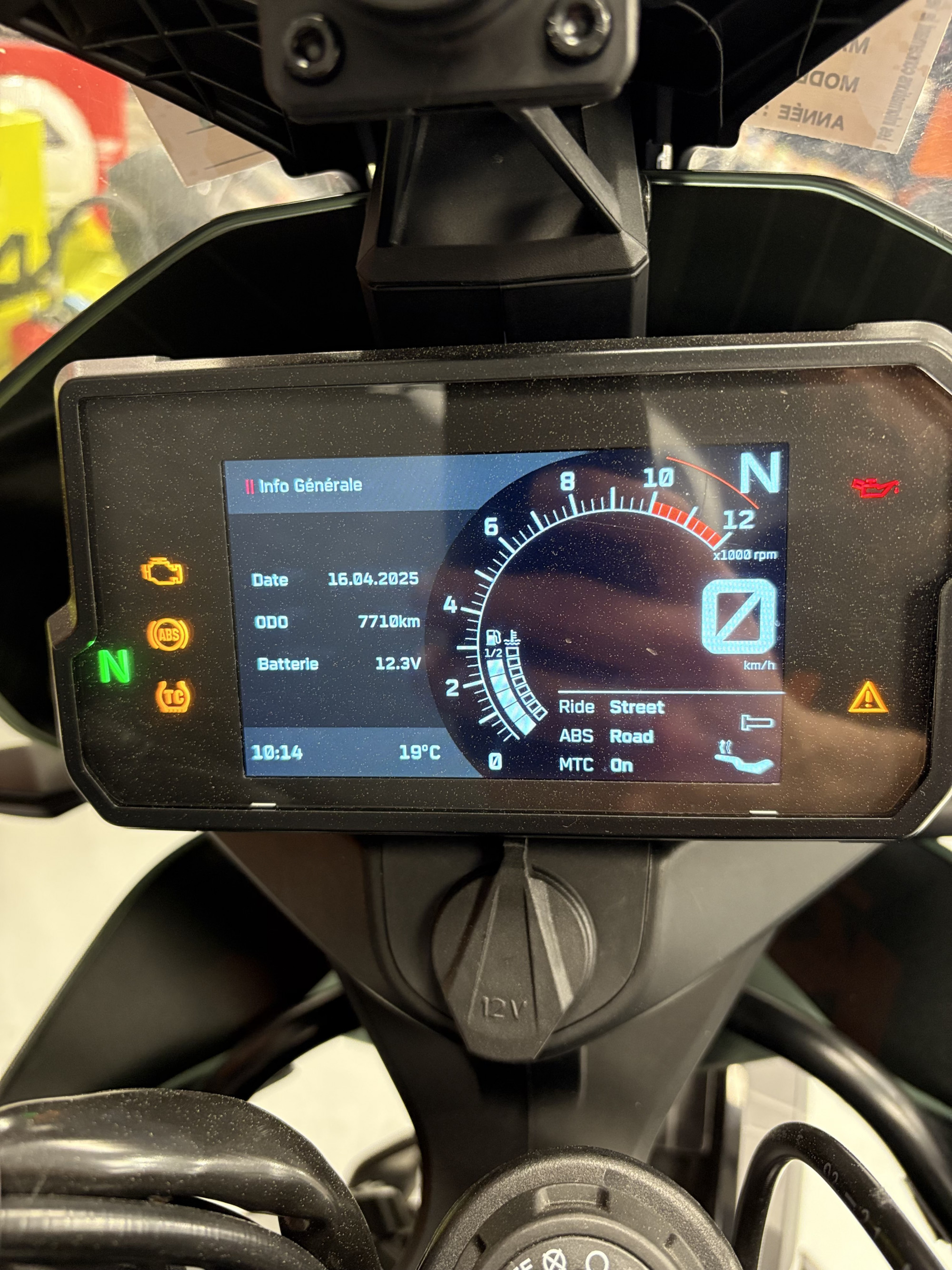 KTM 890 ADVENTURE