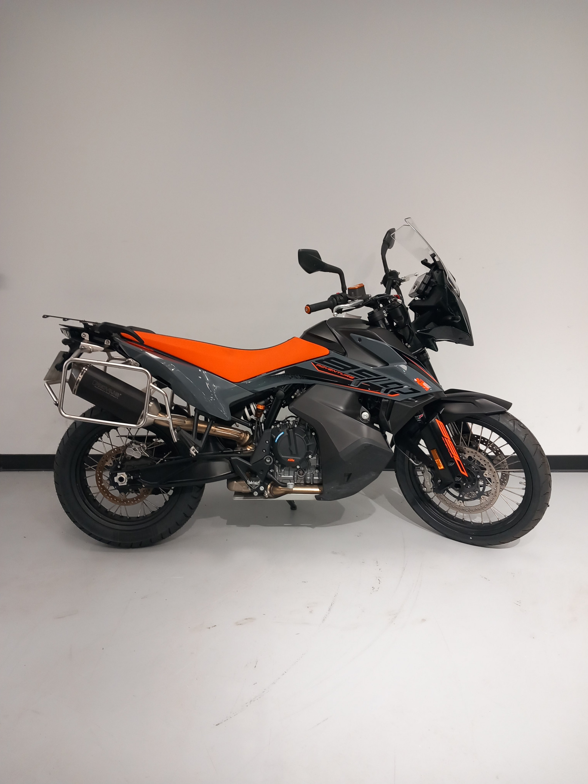 KTM 890 ADVENTURE