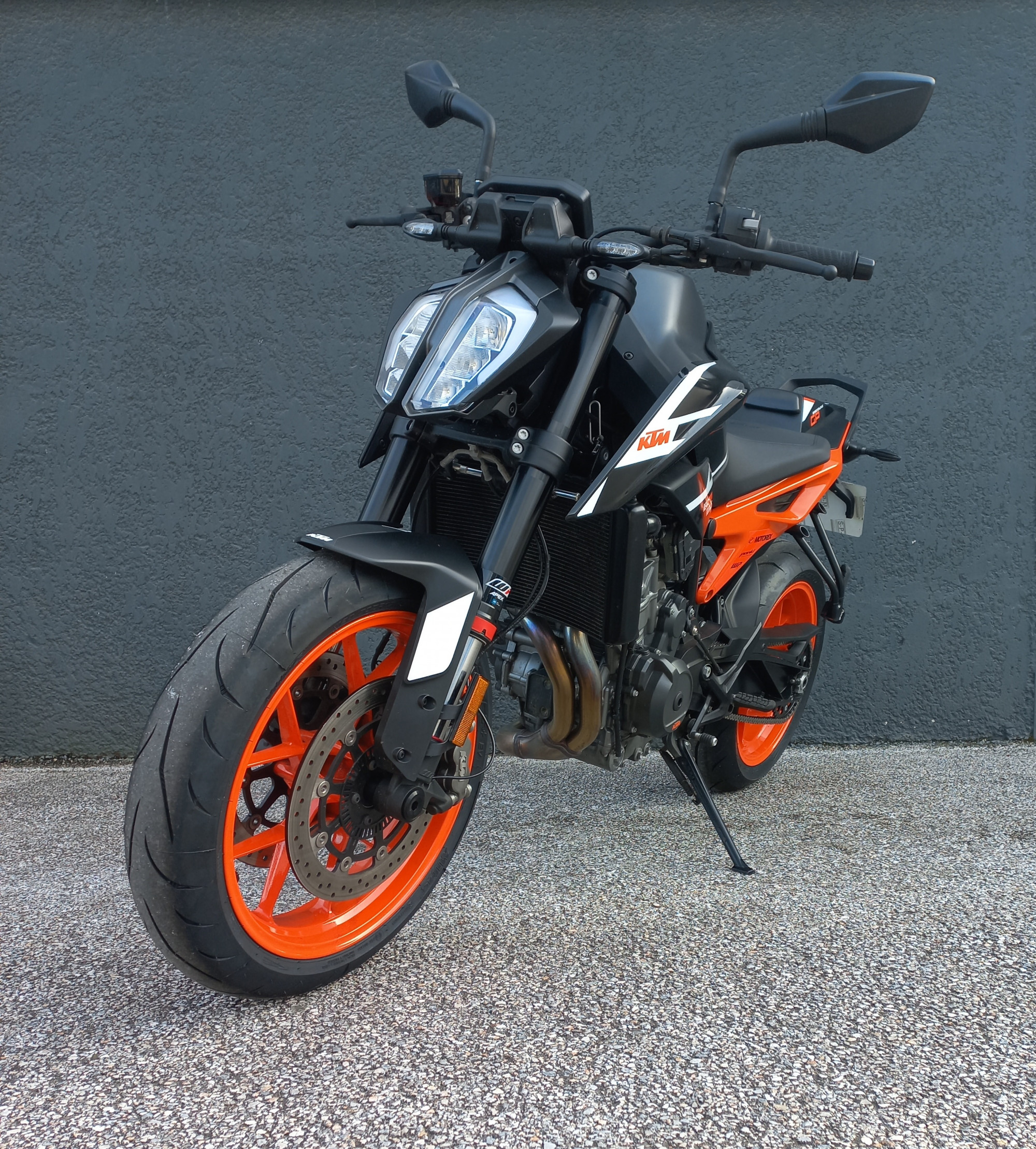 KTM 890 DUKE GP