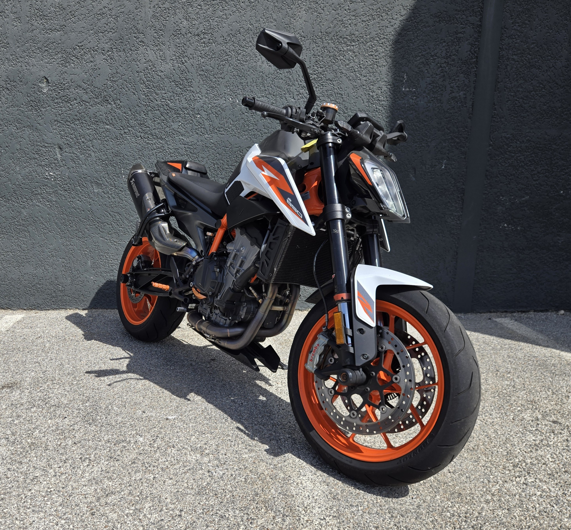 KTM 890 DUKE R