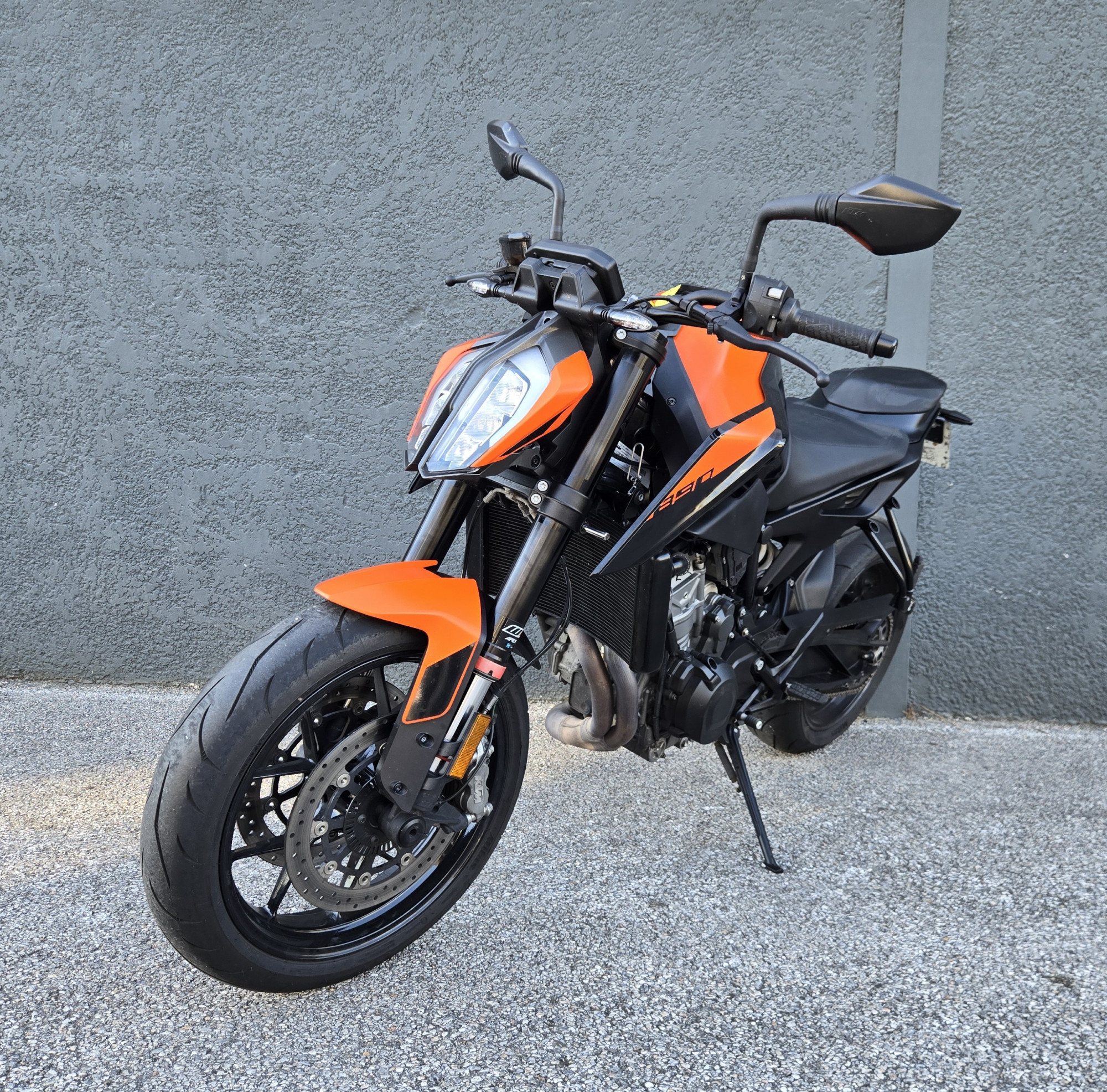 KTM 890 DUKE