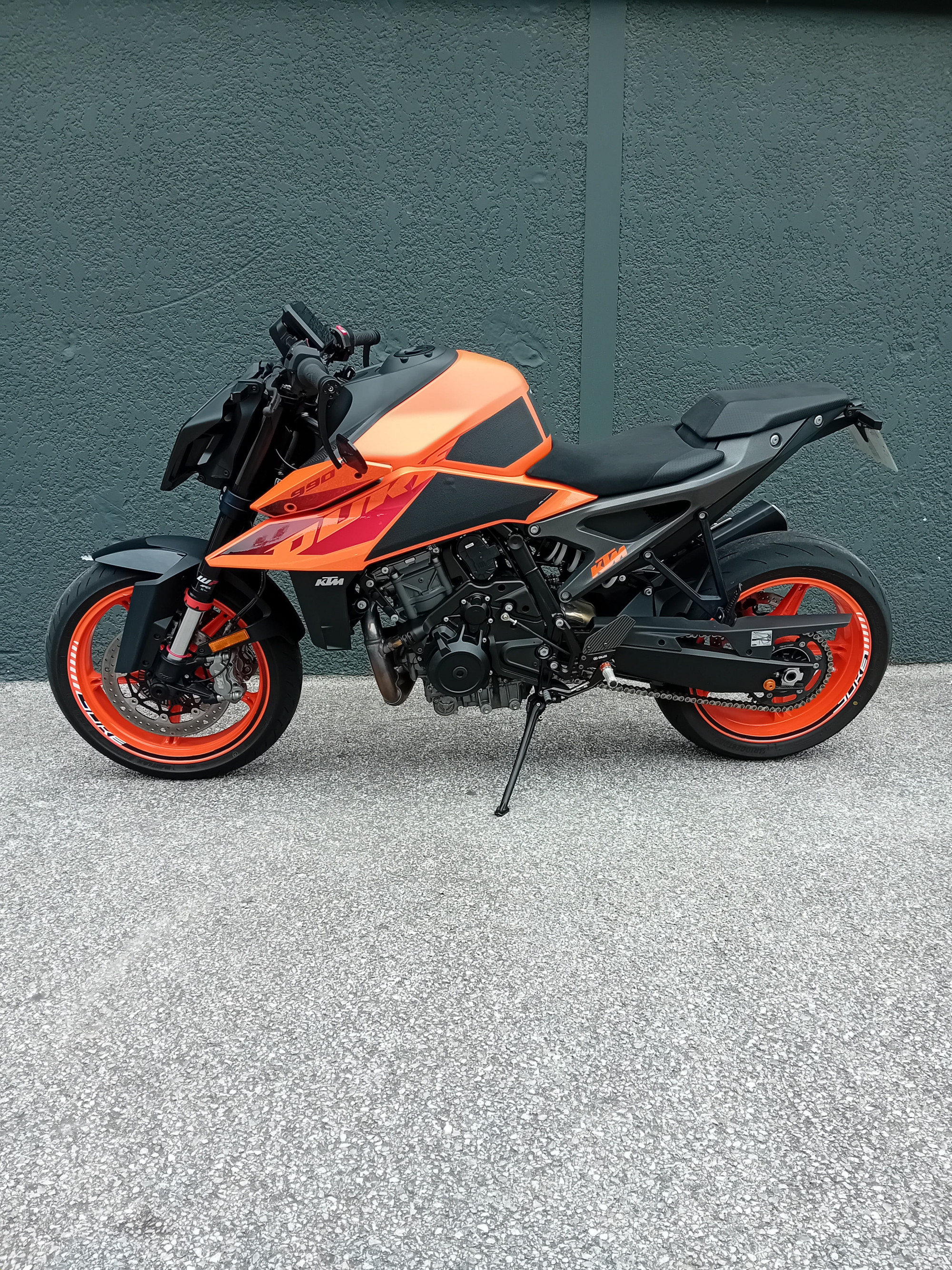 KTM 990 DUKE