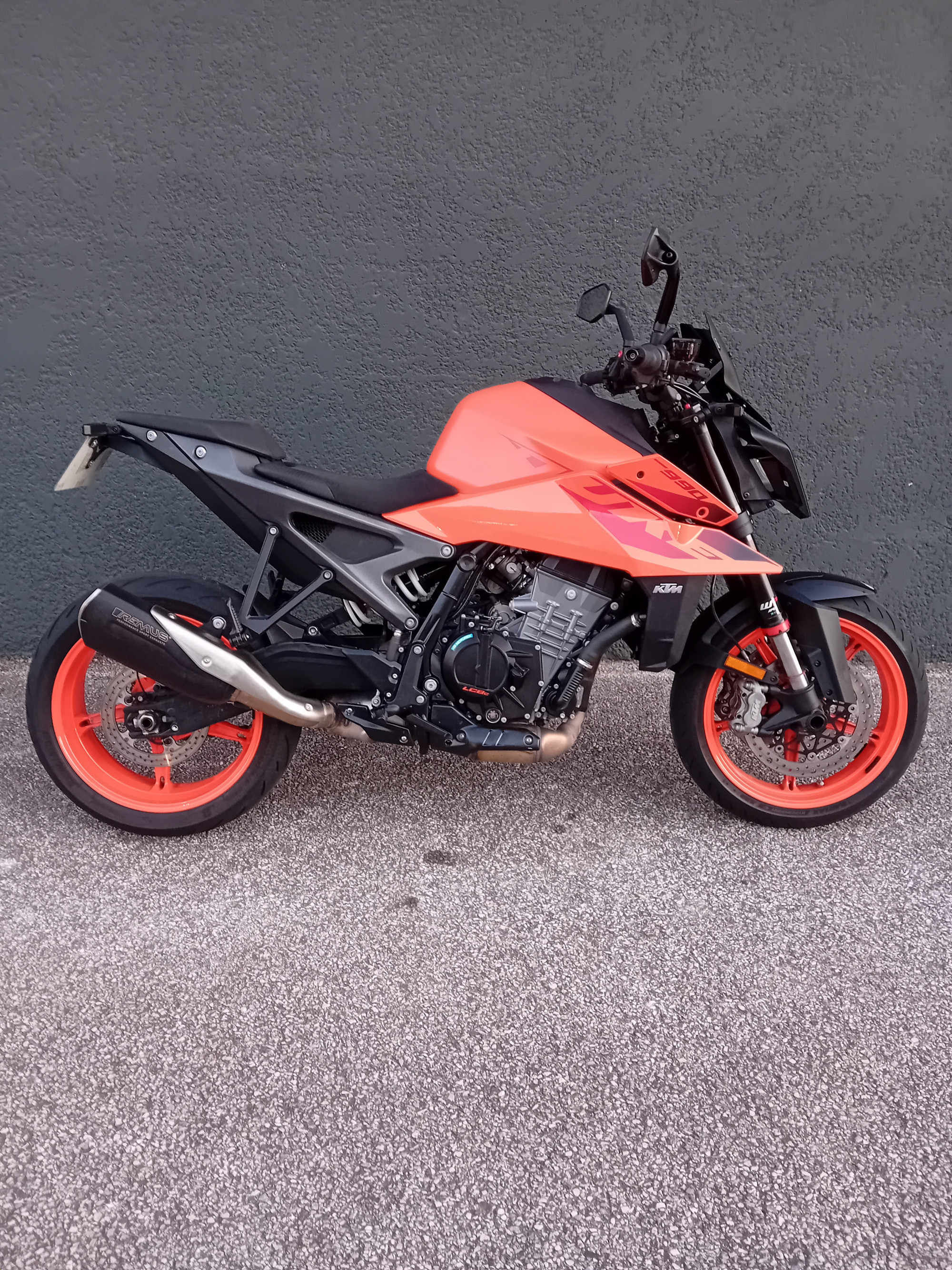KTM 990 DUKE