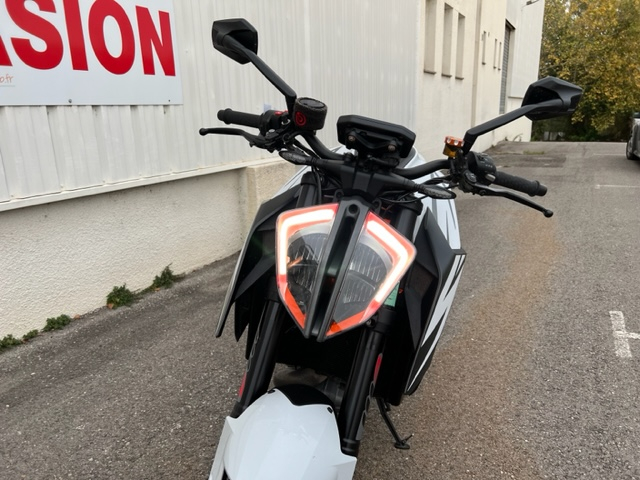KTM KTM 1290 SUPERDUKE R