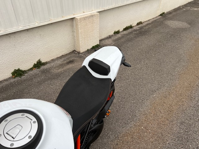 KTM KTM 1290 SUPERDUKE R