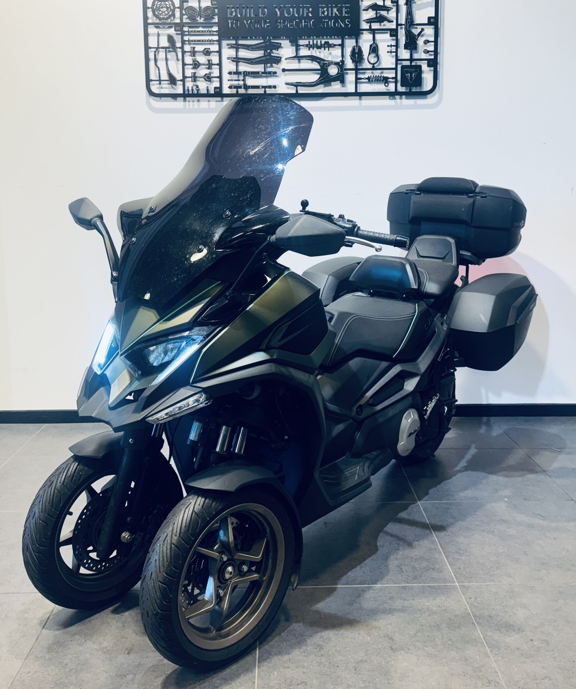 KYMCO CV3 550