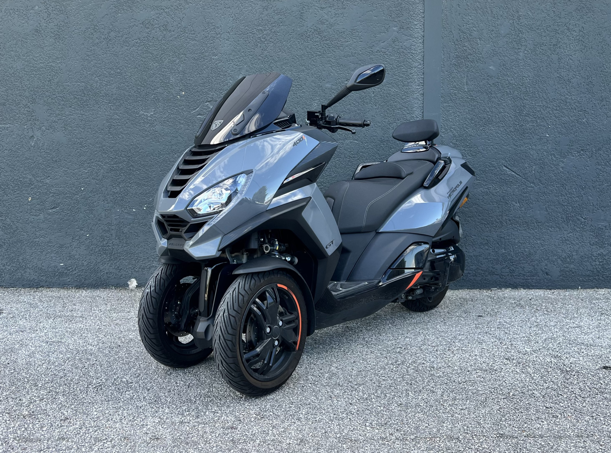 PEUGEOT METROPOLIS 400