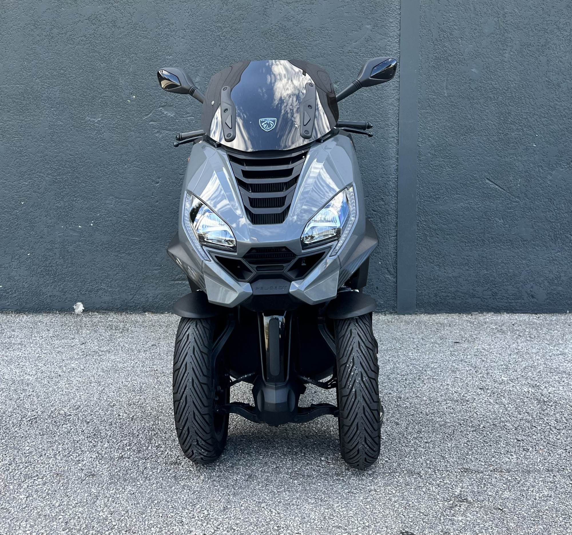 PEUGEOT METROPOLIS 400