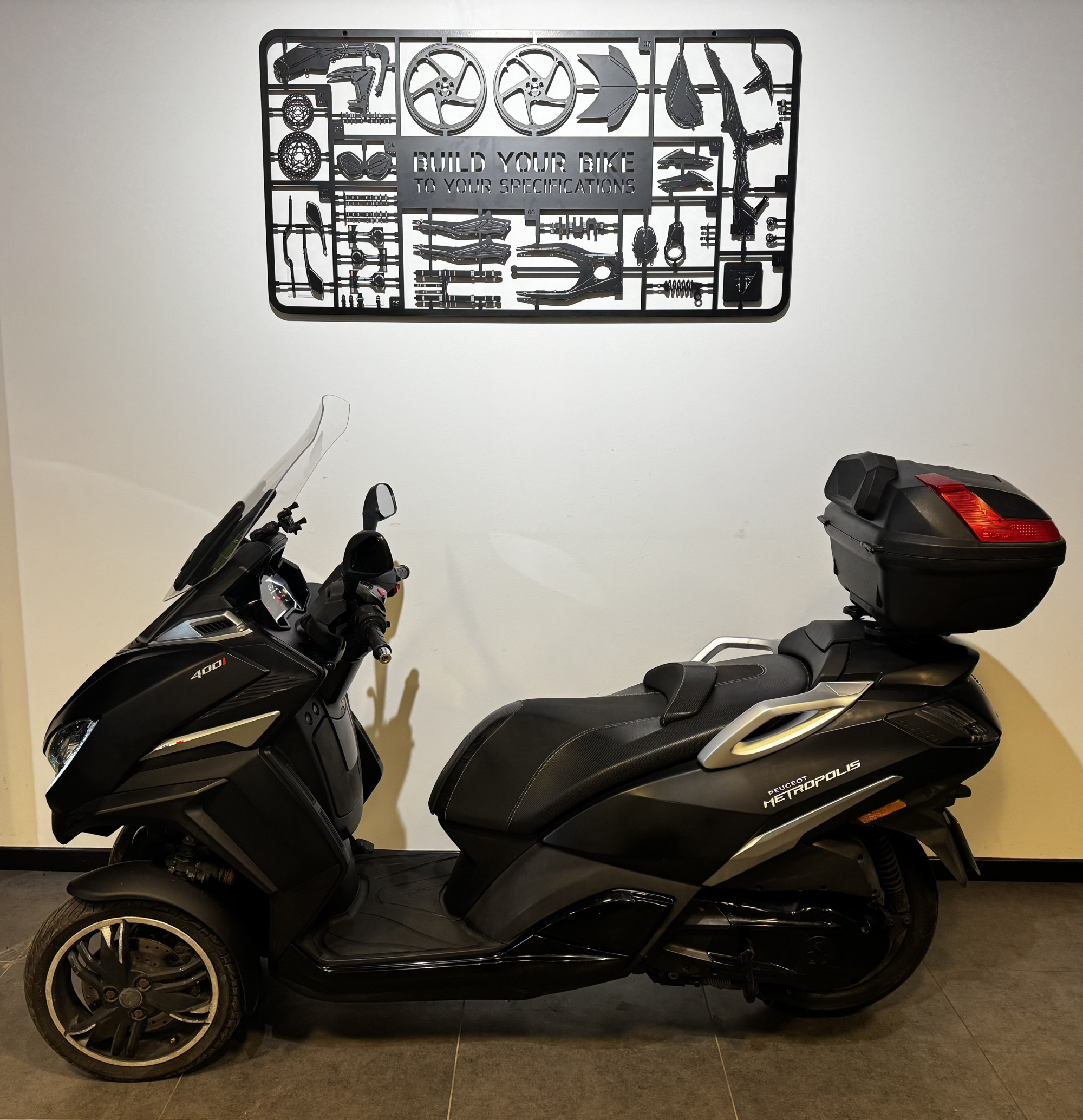 PEUGEOT METROPOLIS 400