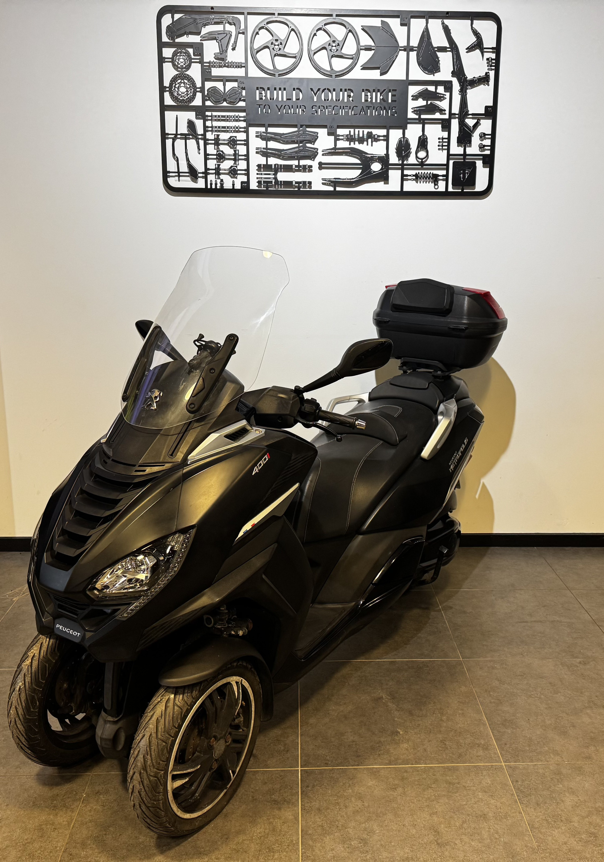 PEUGEOT METROPOLIS 400