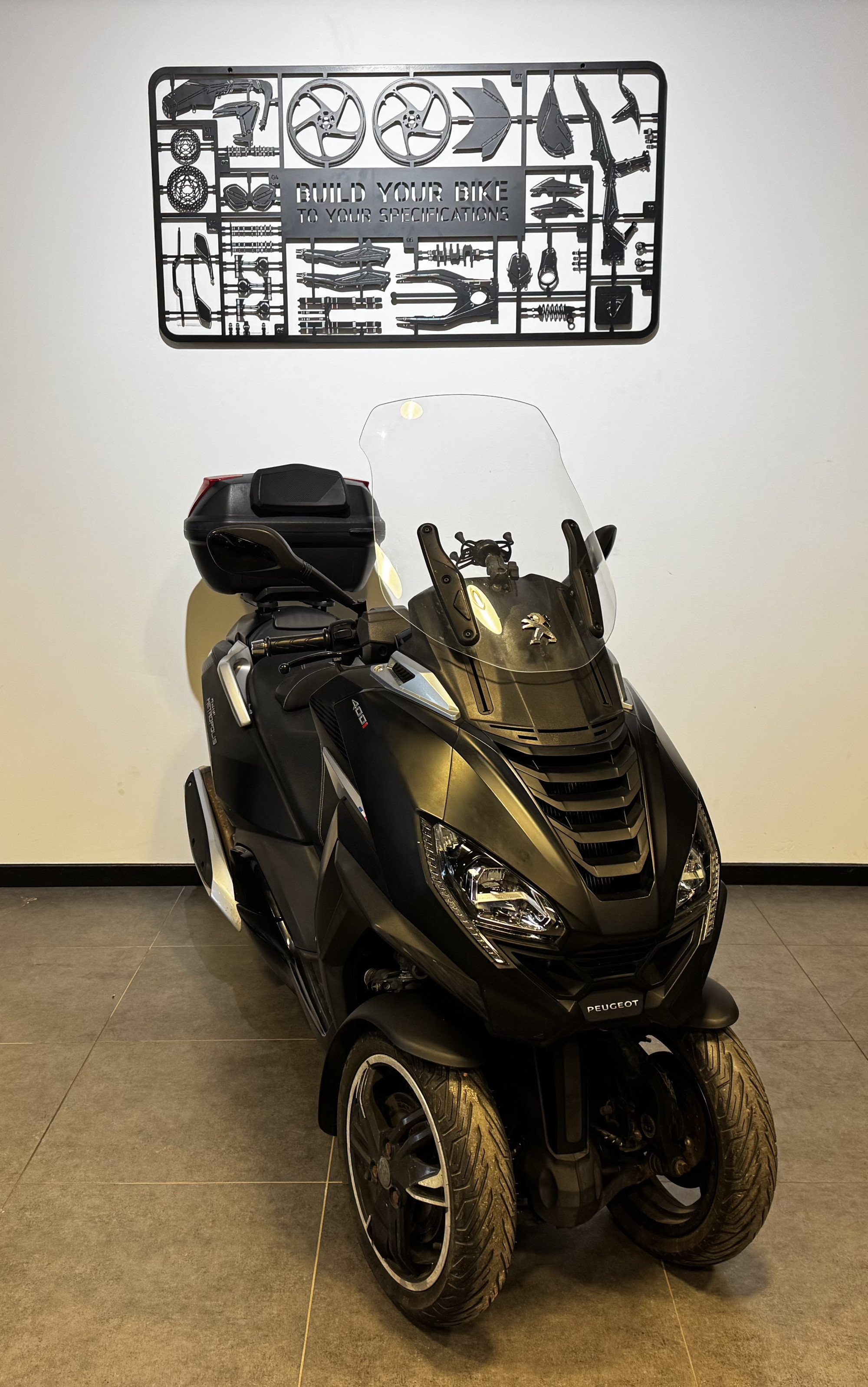 PEUGEOT METROPOLIS 400