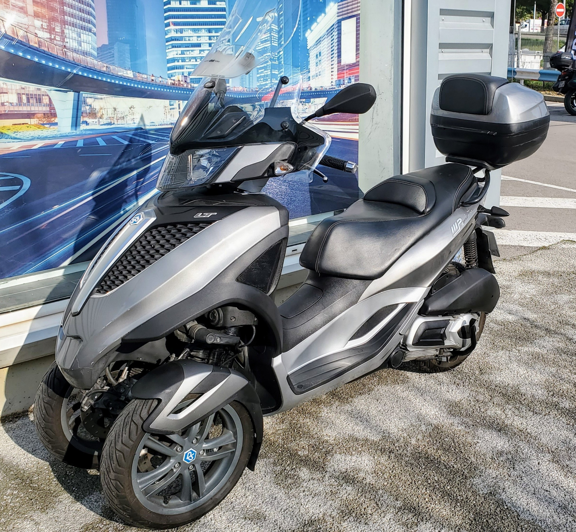 PIAGGIO MP3 300LT YOURBAN