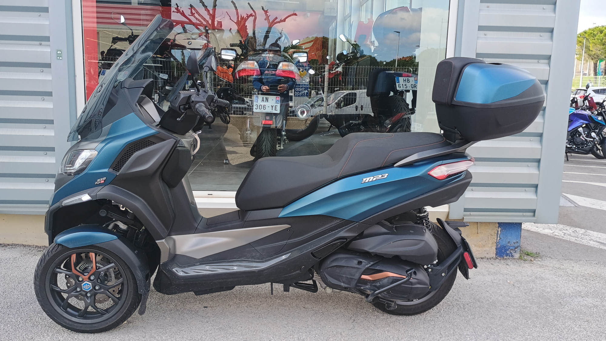 PIAGGIO MP3 500 HPE SPORT ADVANCED ABS ASR