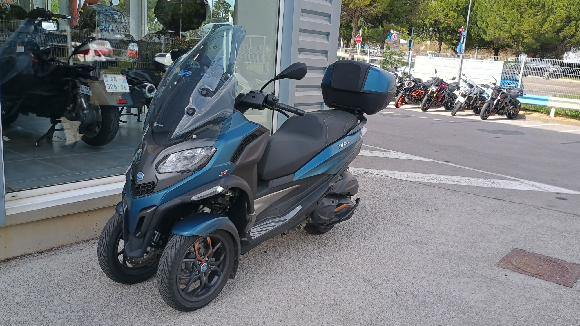 PIAGGIO MP3 500 HPE SPORT ADVANCED ABS ASR